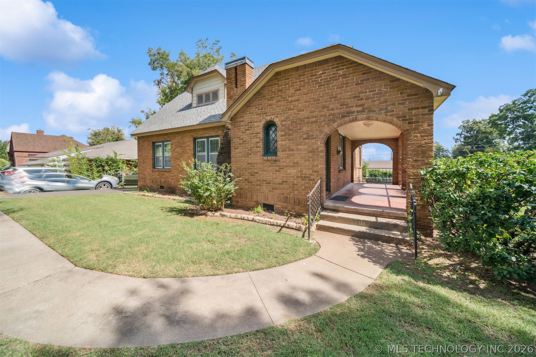 1139 S Canton Avenue Property Photo 2