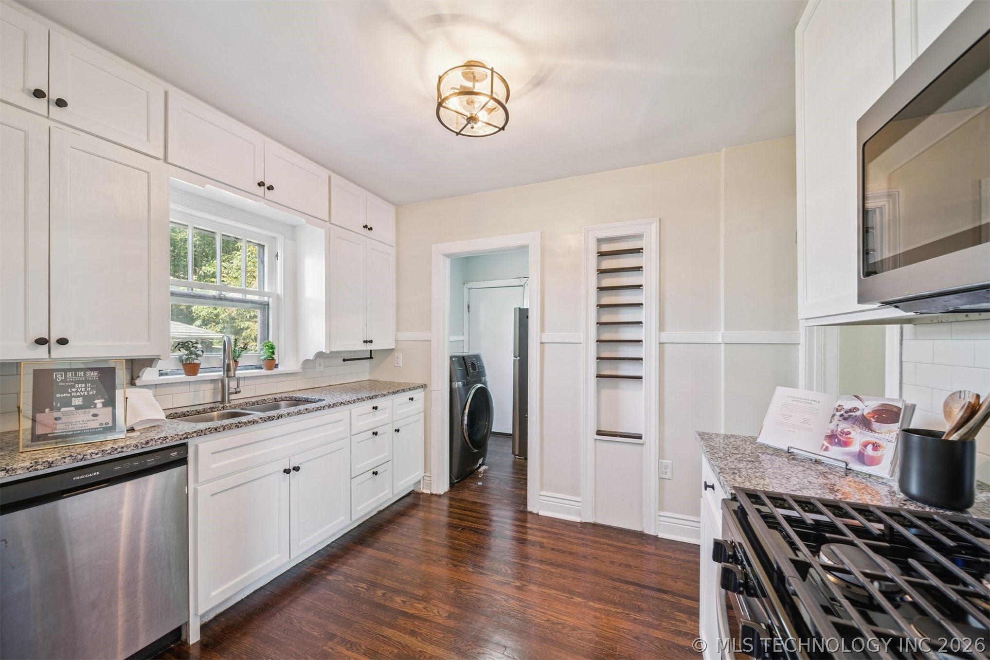 1139 S Canton Avenue Property Photo 7