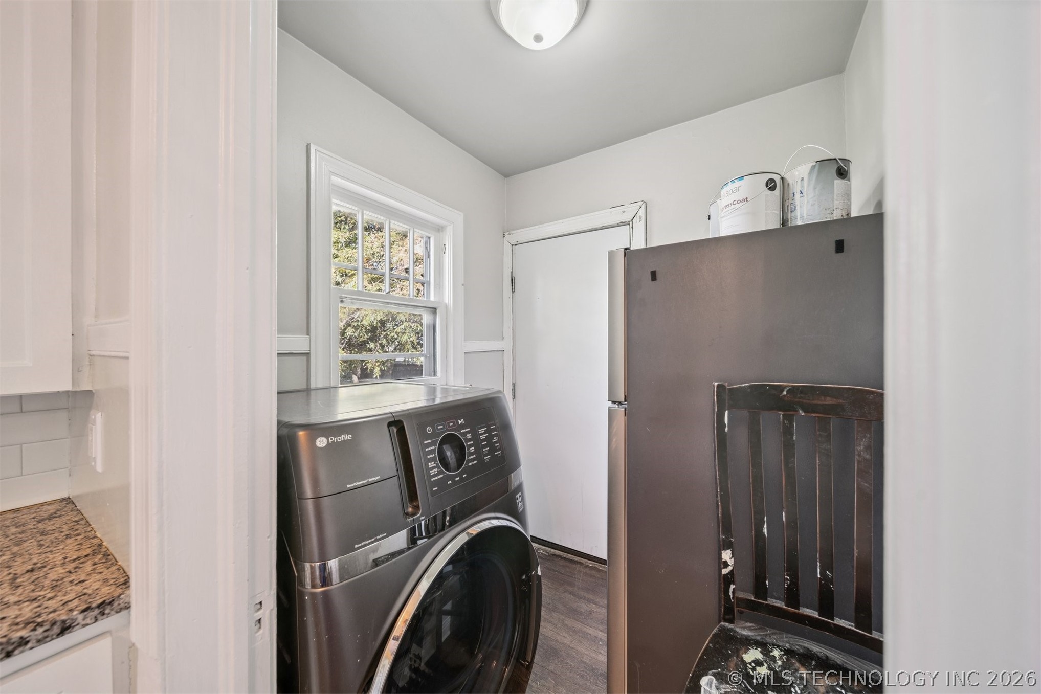 1139 S Canton Avenue Property Photo 9