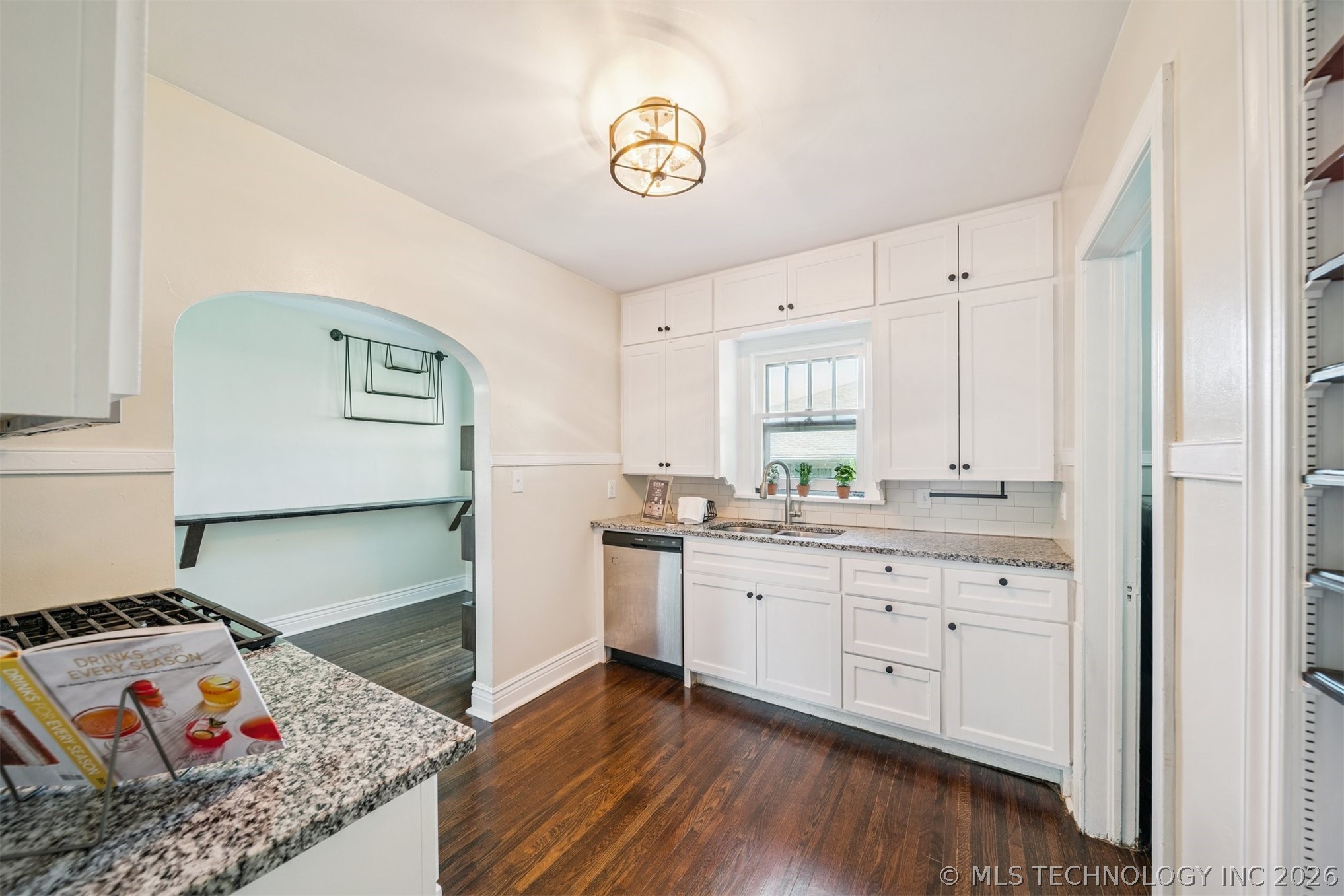 1139 S Canton Avenue Property Photo 15