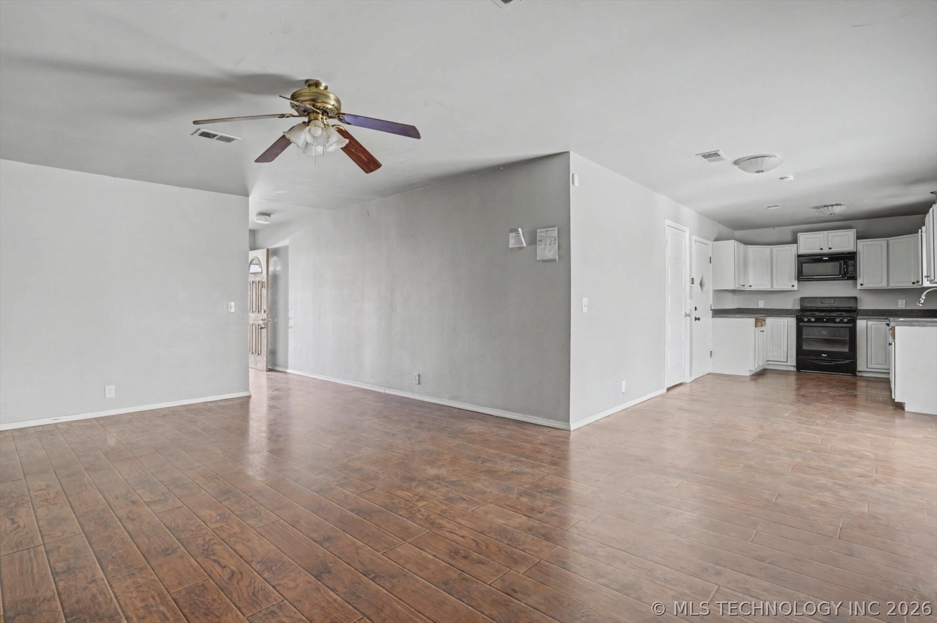 1741 S Pecan Avenue Property Photo 6