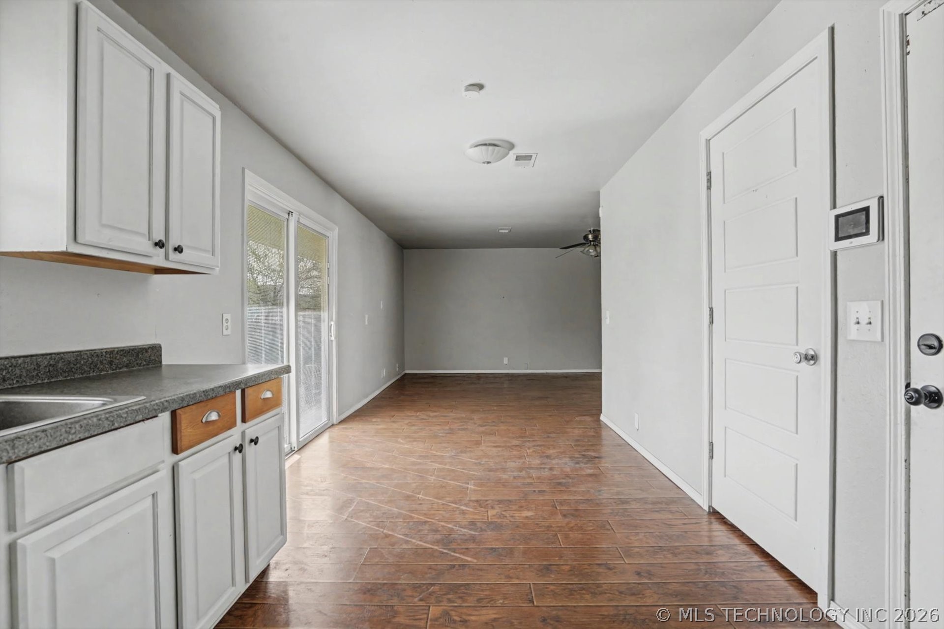 1741 S Pecan Avenue Property Photo 11
