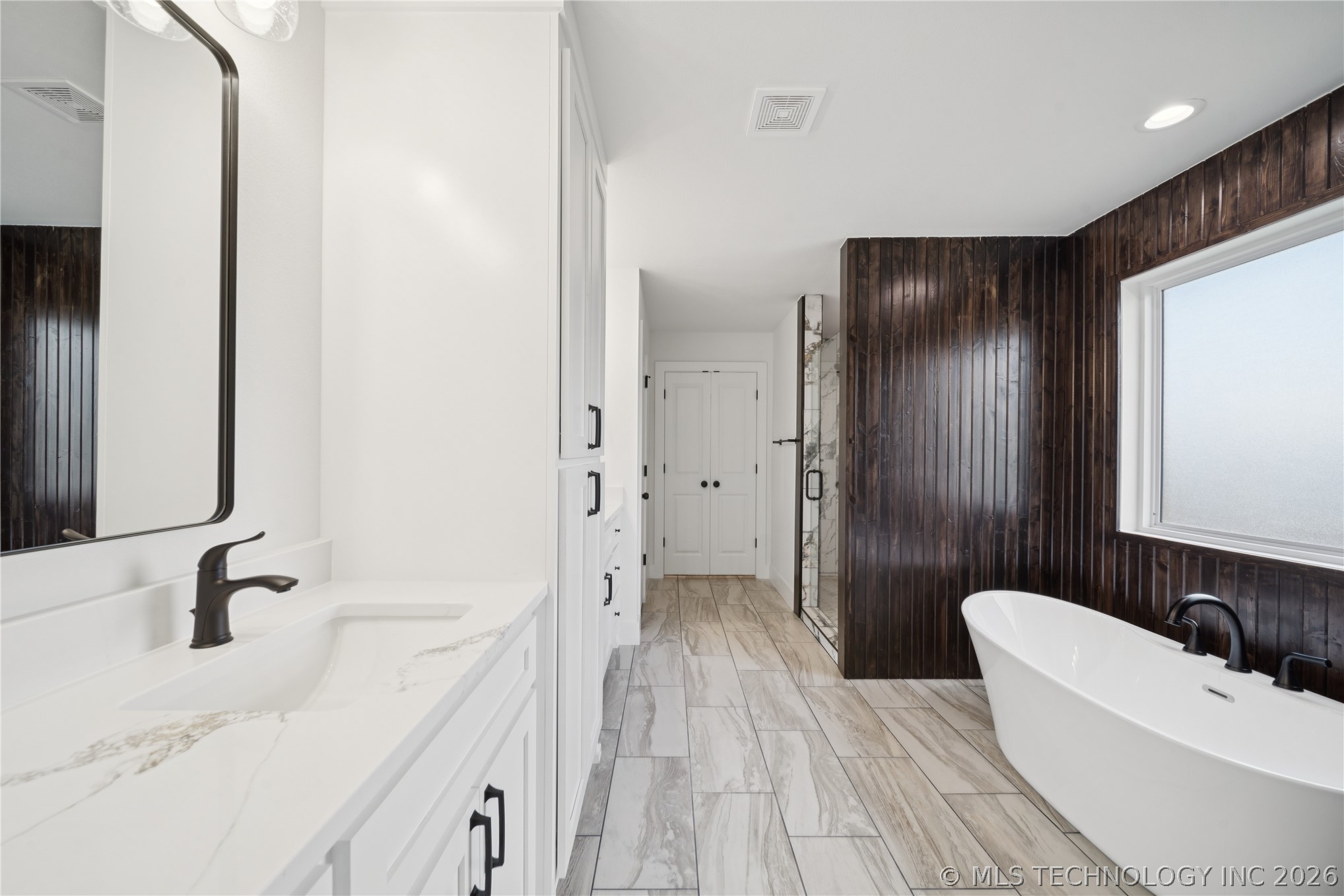 2044 E 129th Place S Property Photo 12