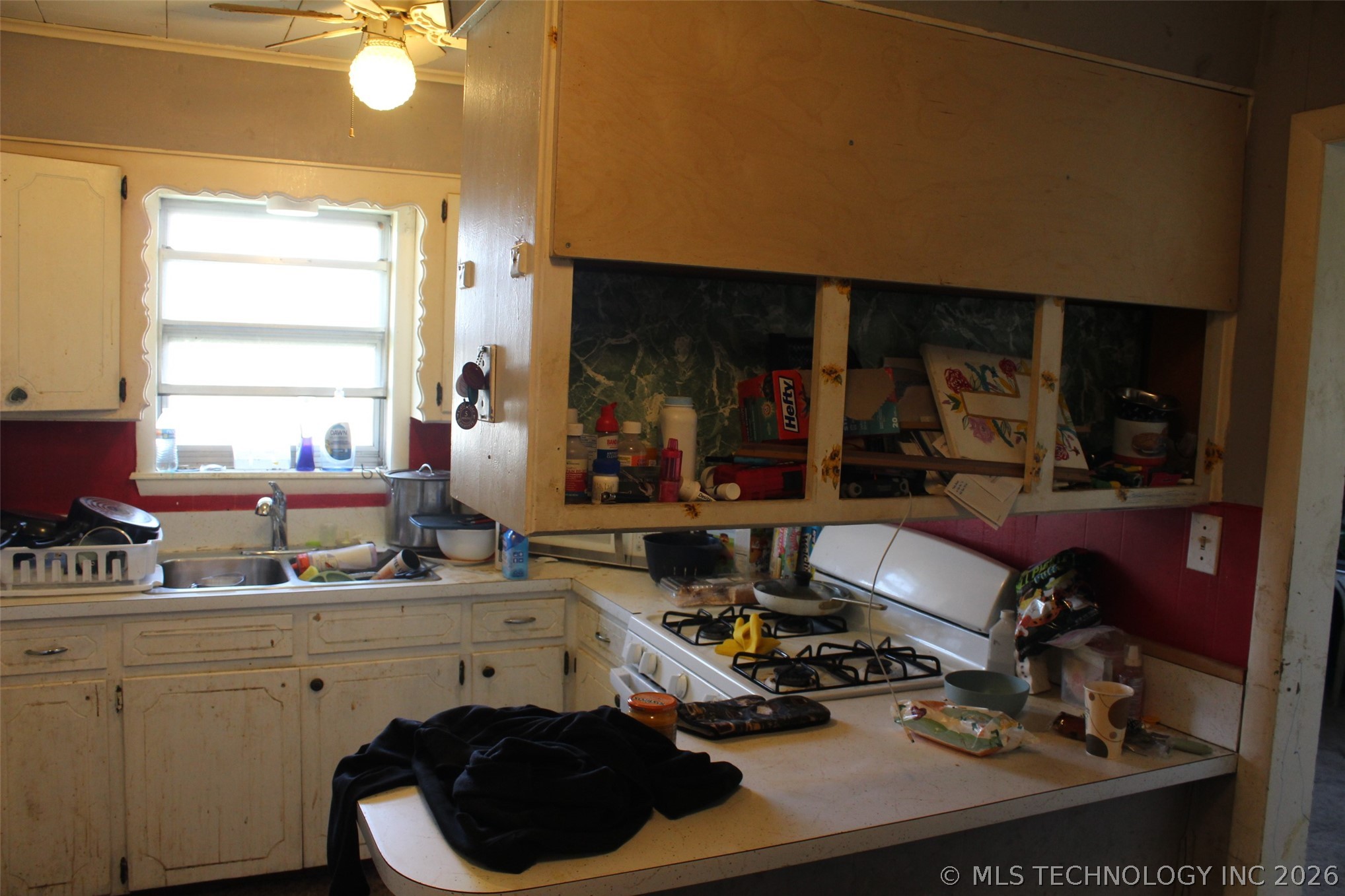 110 S Broadway Avenue Property Photo 6