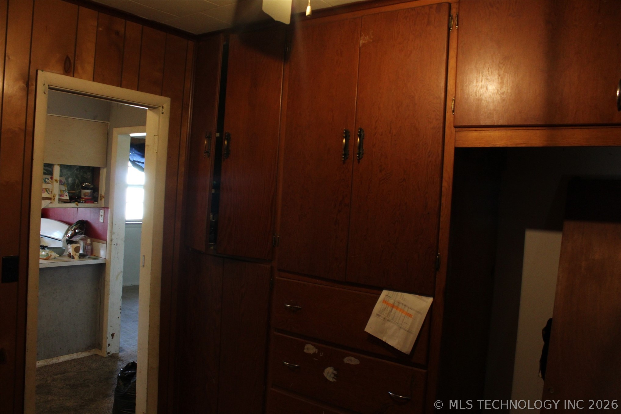 110 S Broadway Avenue Property Photo 9