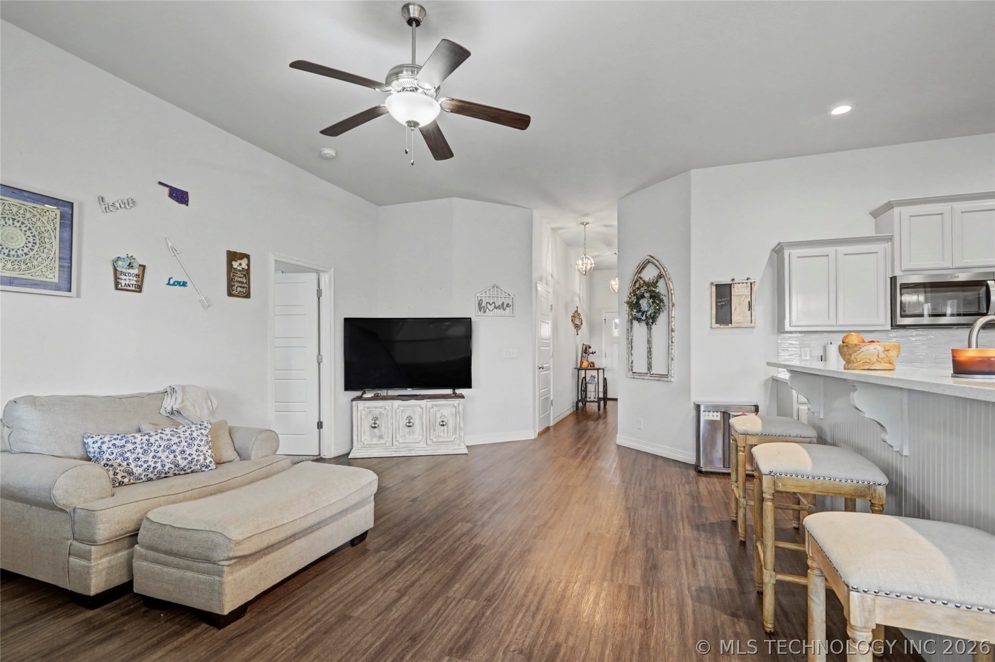 7323 E Oak Ridge Street Property Photo 12