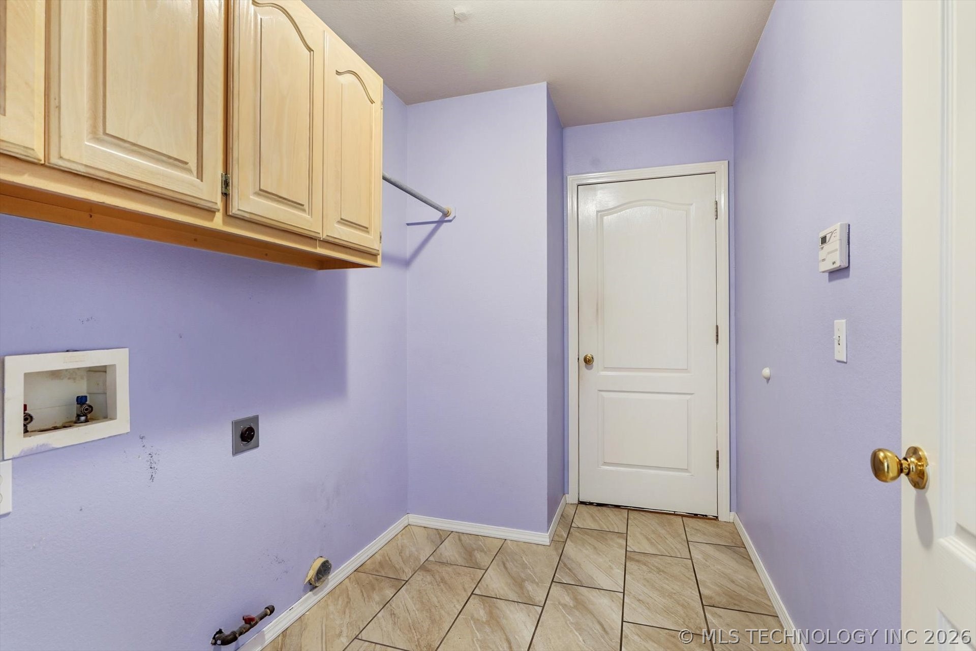 2405 S Willow Avenue Property Photo 24