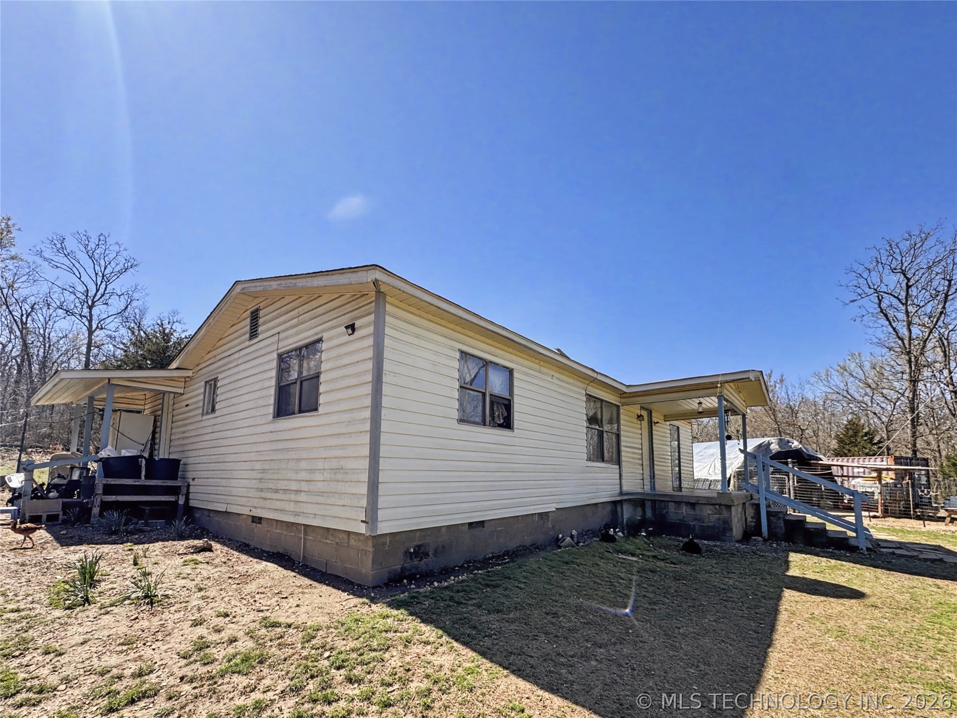 10709 W 660 Road Property Photo 8
