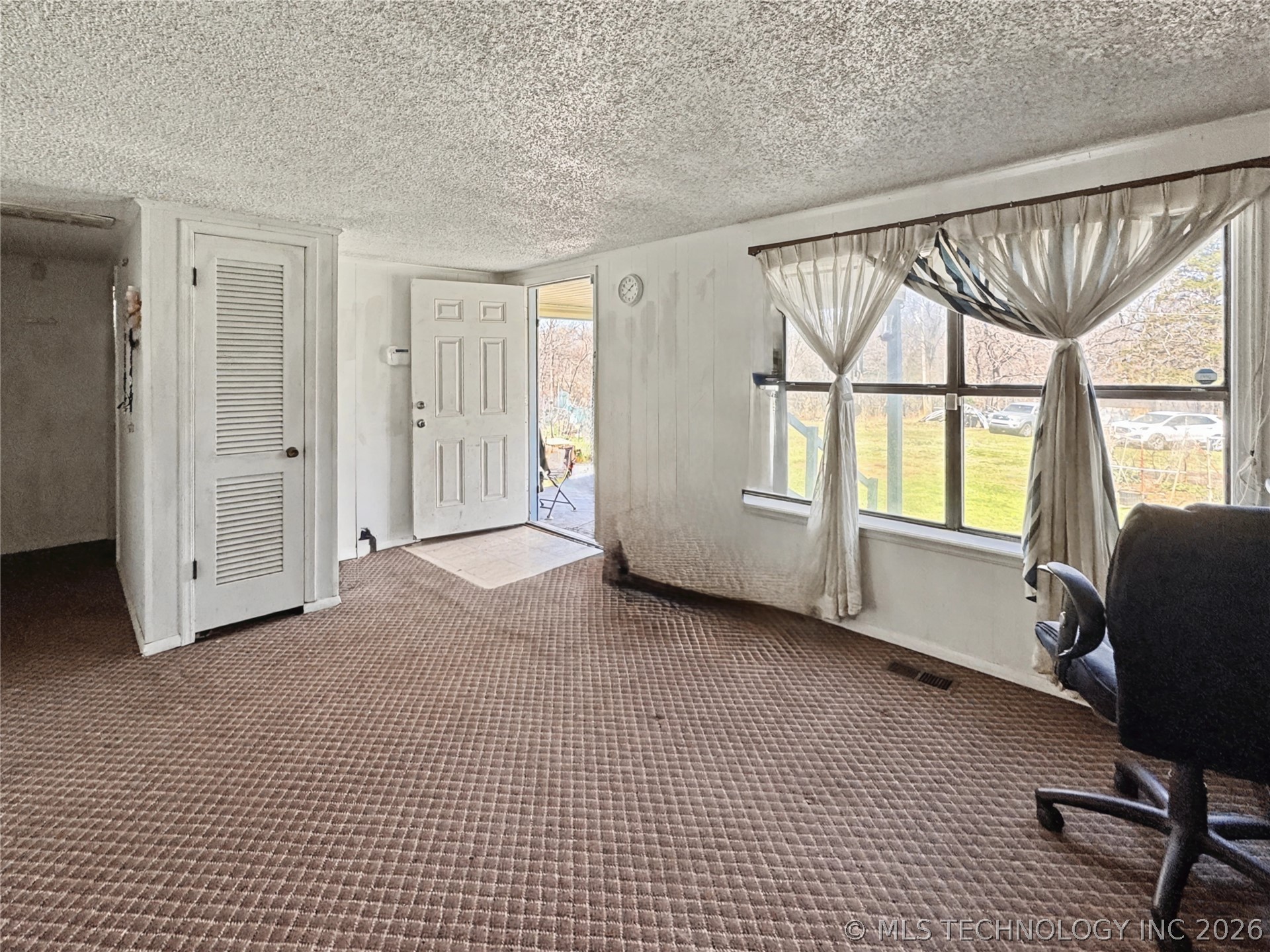 10709 W 660 Road Property Photo 14
