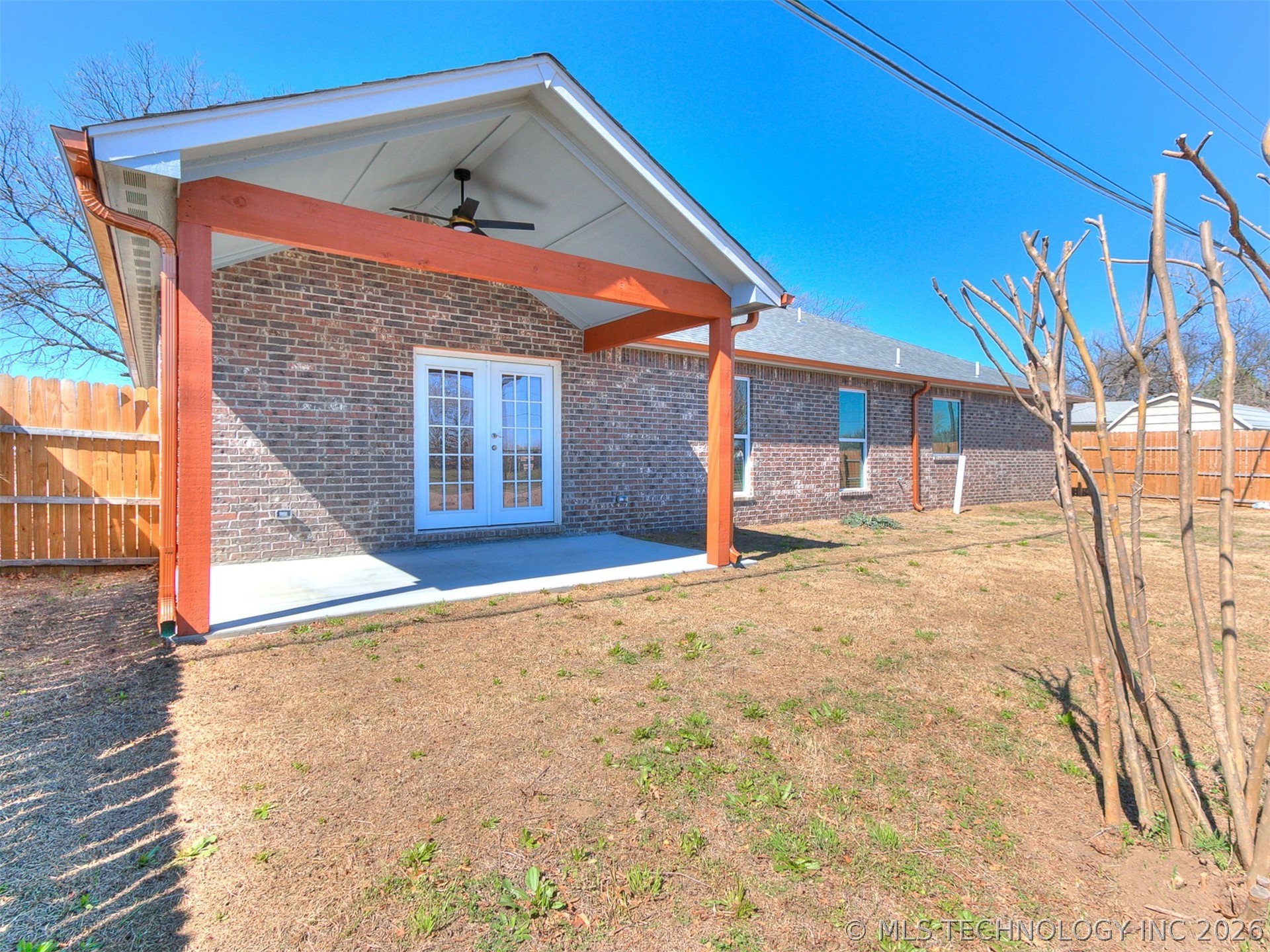 2813 S 88th East Avenue E Property Photo 2
