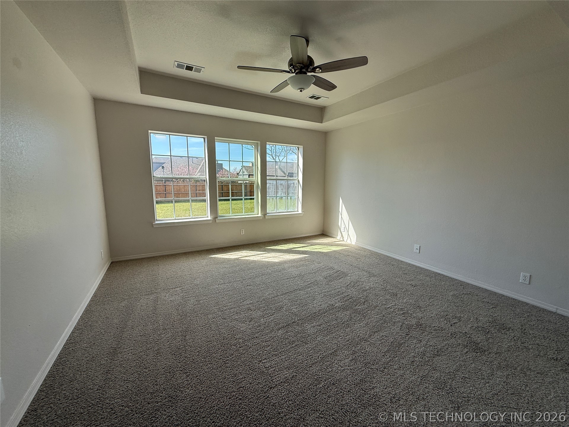 3728 S 195th Avenue Property Photo 12