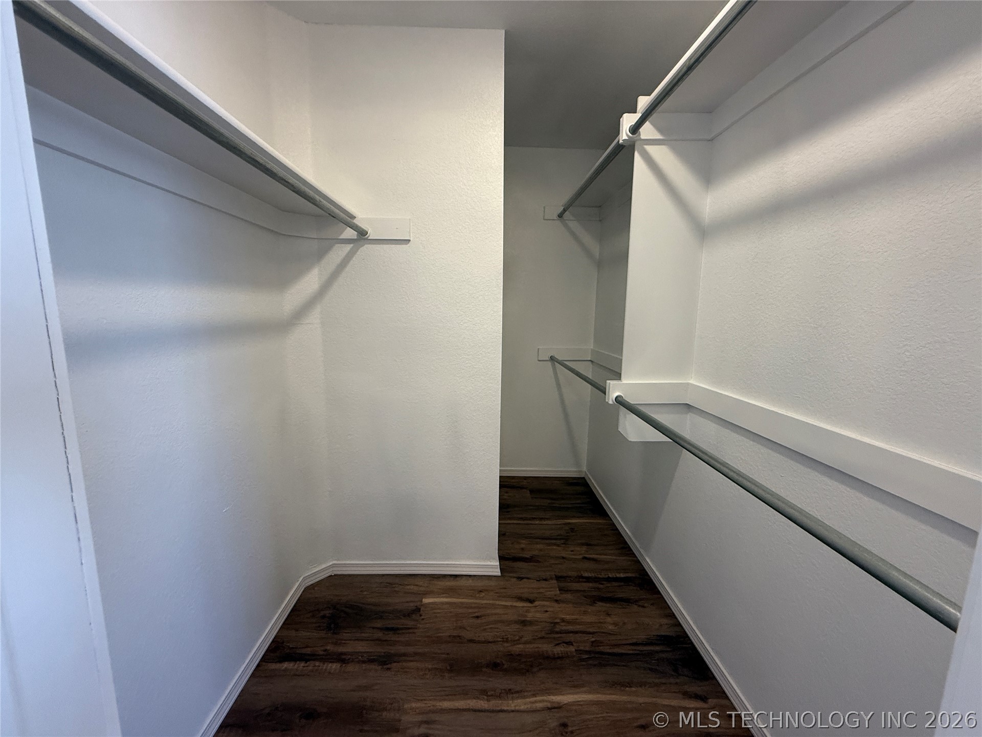 3728 S 195th Avenue Property Photo 16