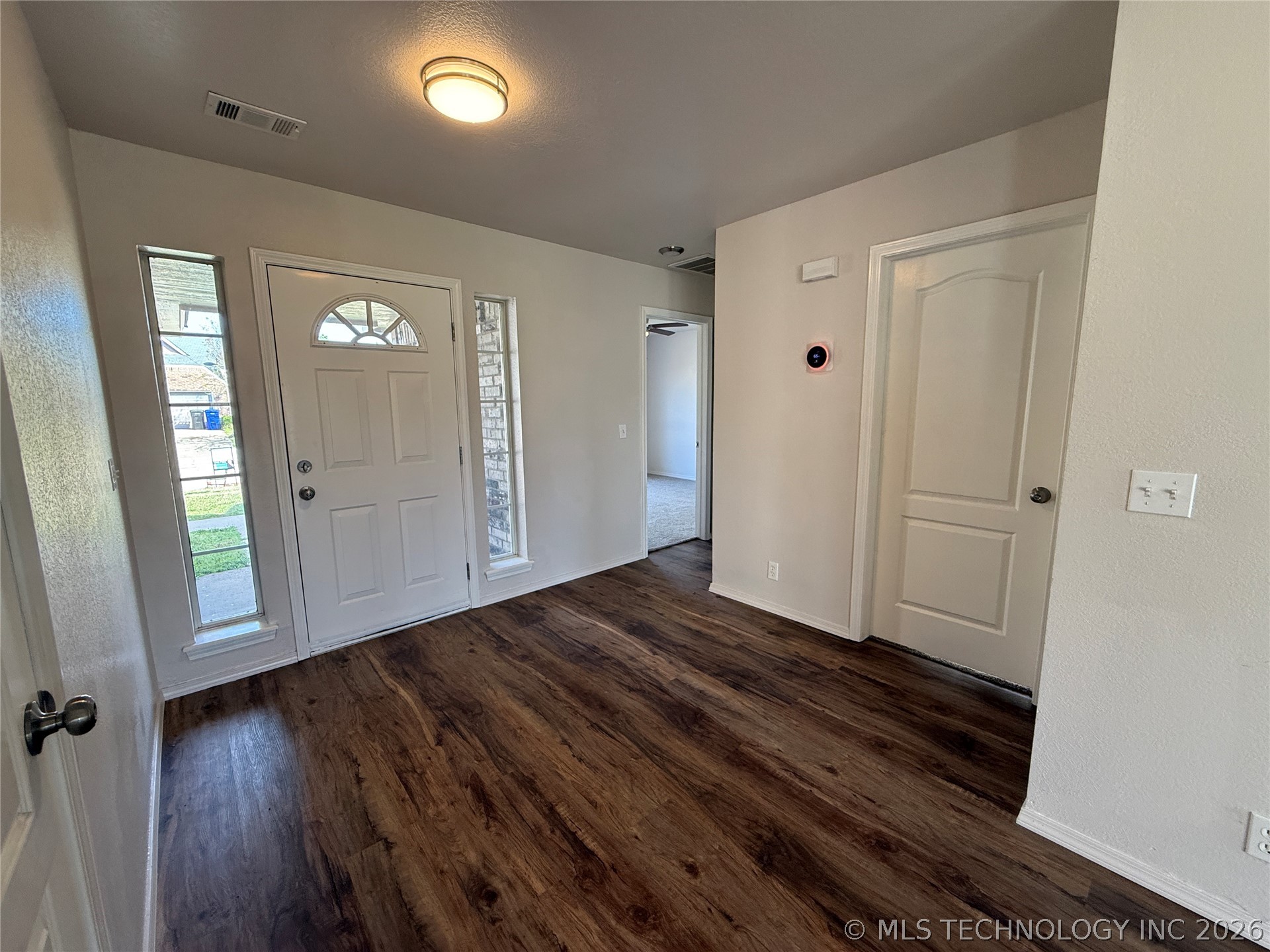 3728 S 195th Avenue Property Photo 17