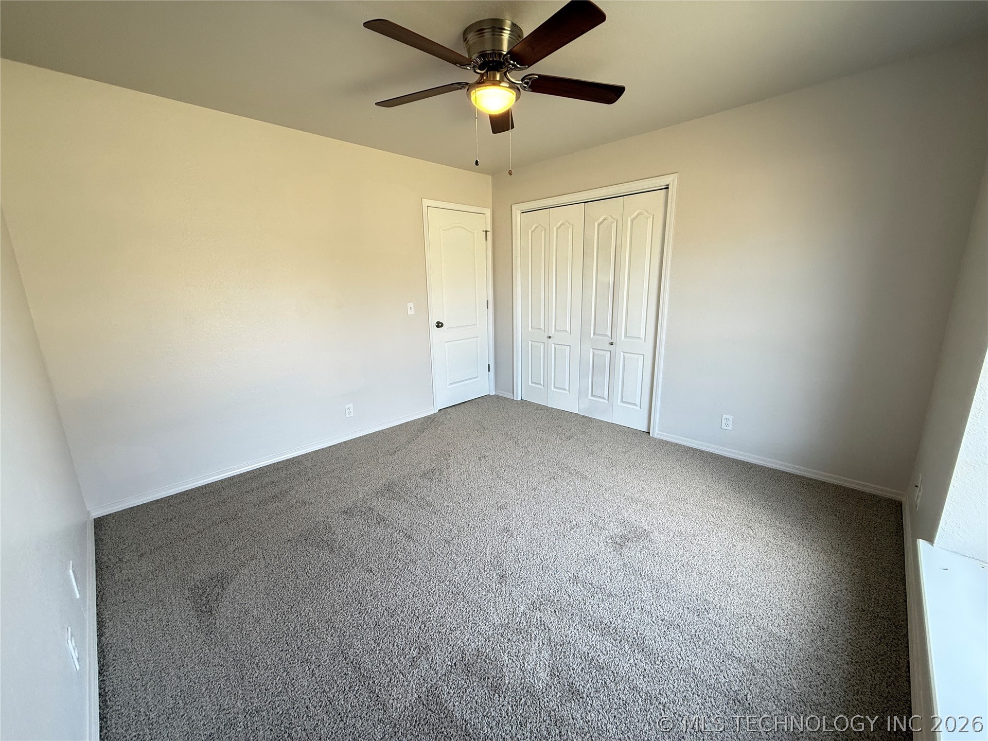 3728 S 195th Avenue Property Photo 19
