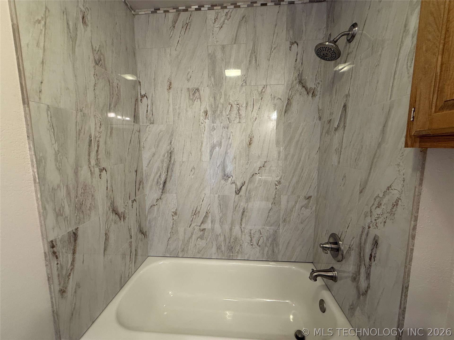 3728 S 195th Avenue Property Photo 21