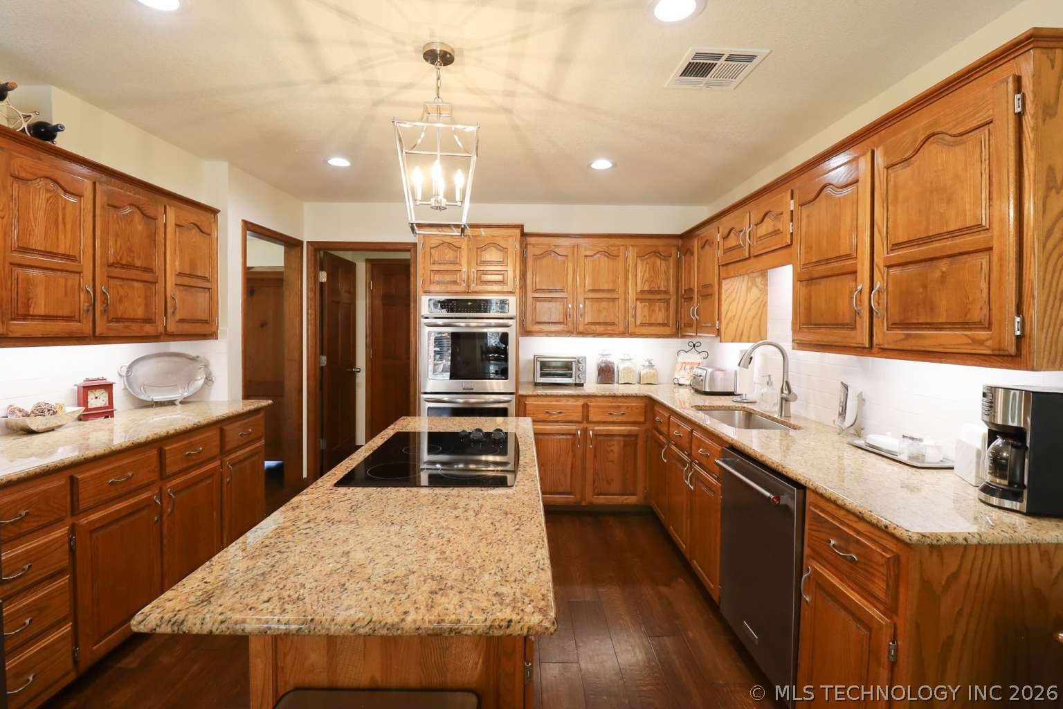 4200 Rustic Road Property Photo 7