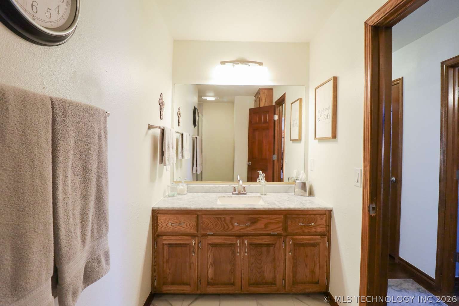 4200 Rustic Road Property Photo 12