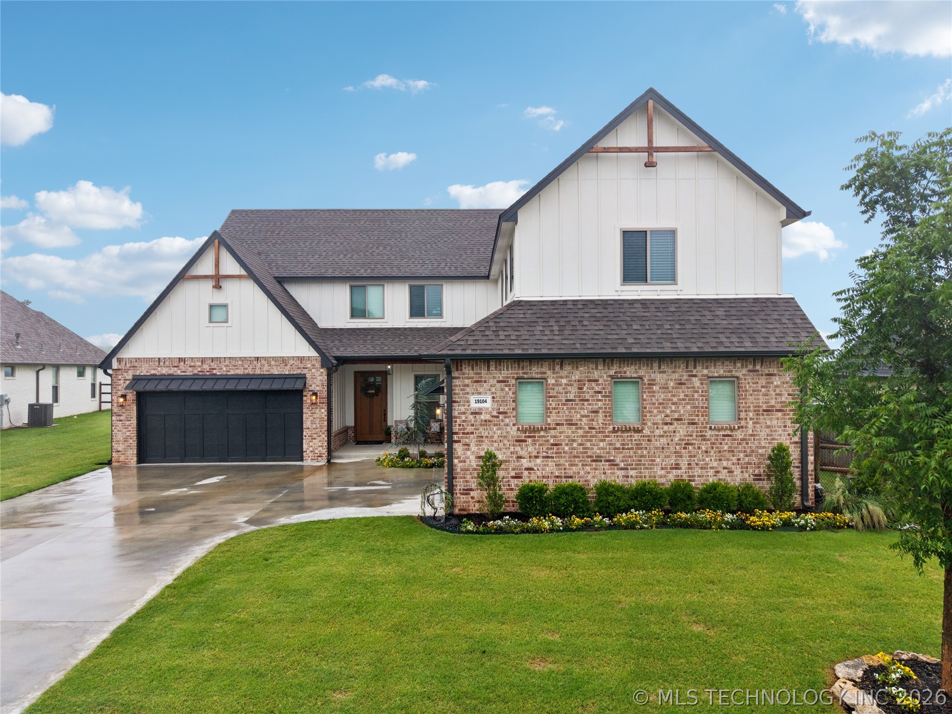 19104 E Beecher Court Property Photo 1