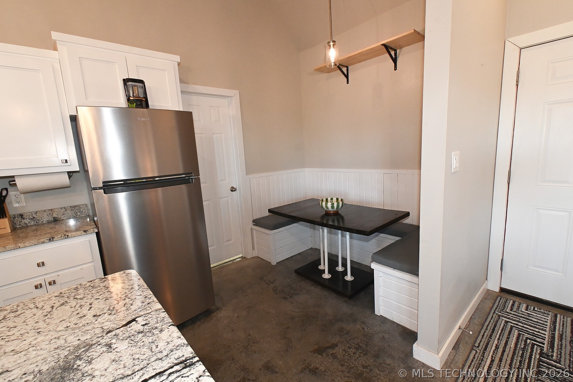 95631 S 4522 Property Photo 16