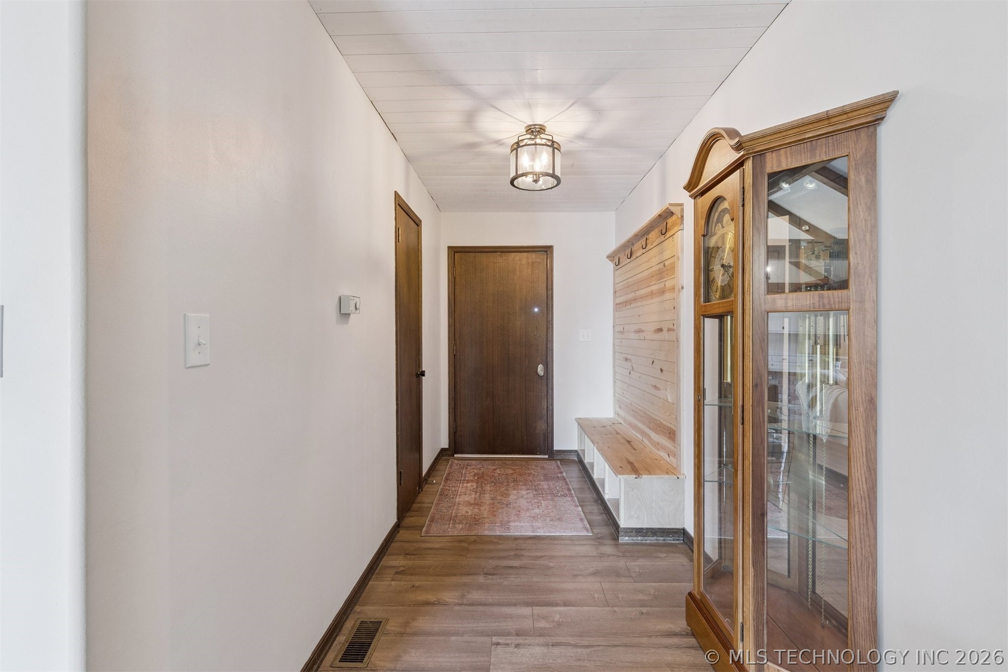 1218 S Highland Avenue Property Photo 5
