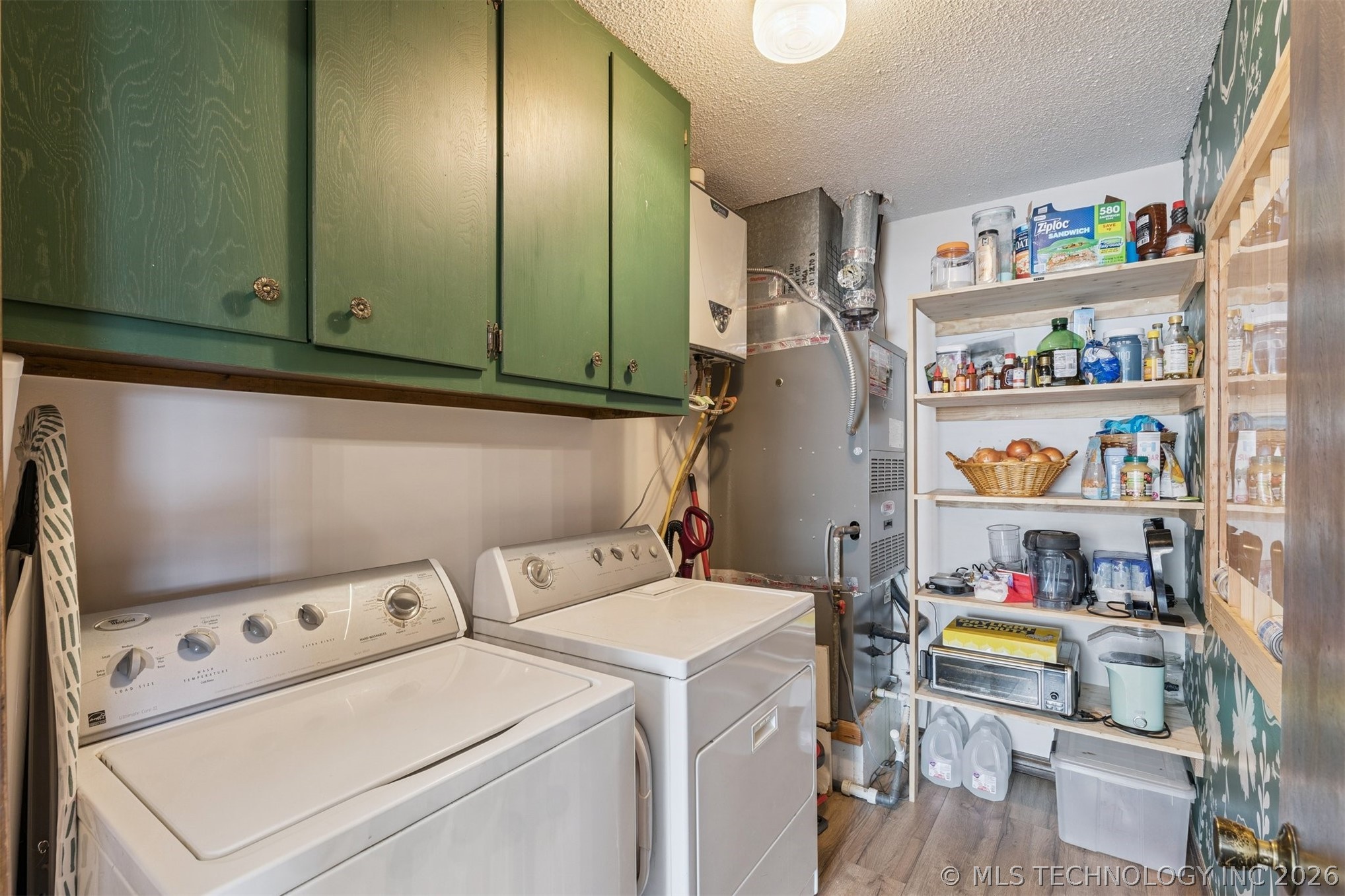 1218 S Highland Avenue Property Photo 19