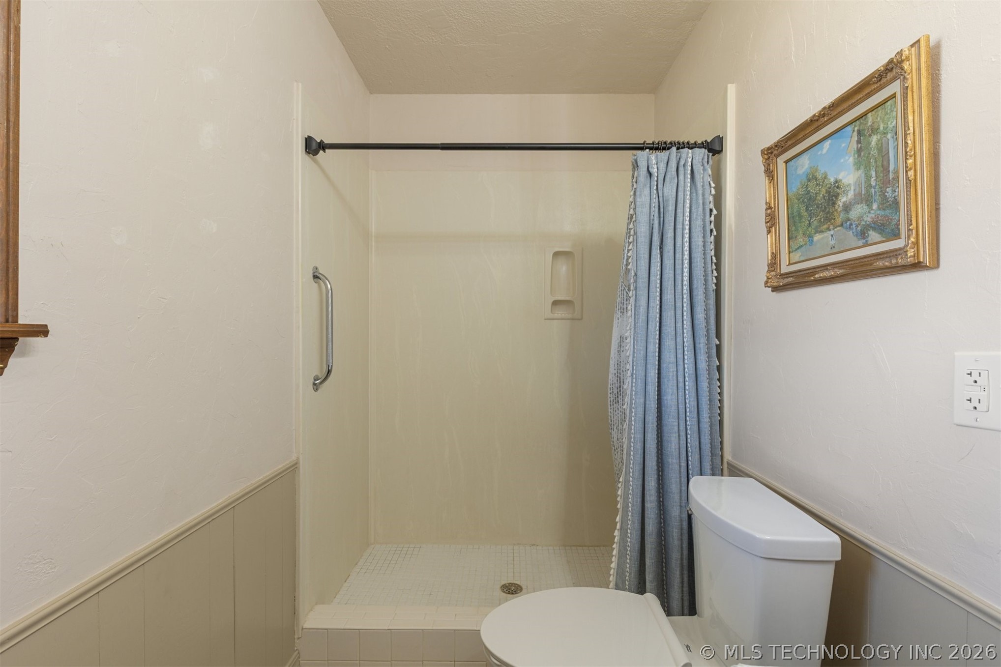 1218 S Highland Avenue Property Photo 27