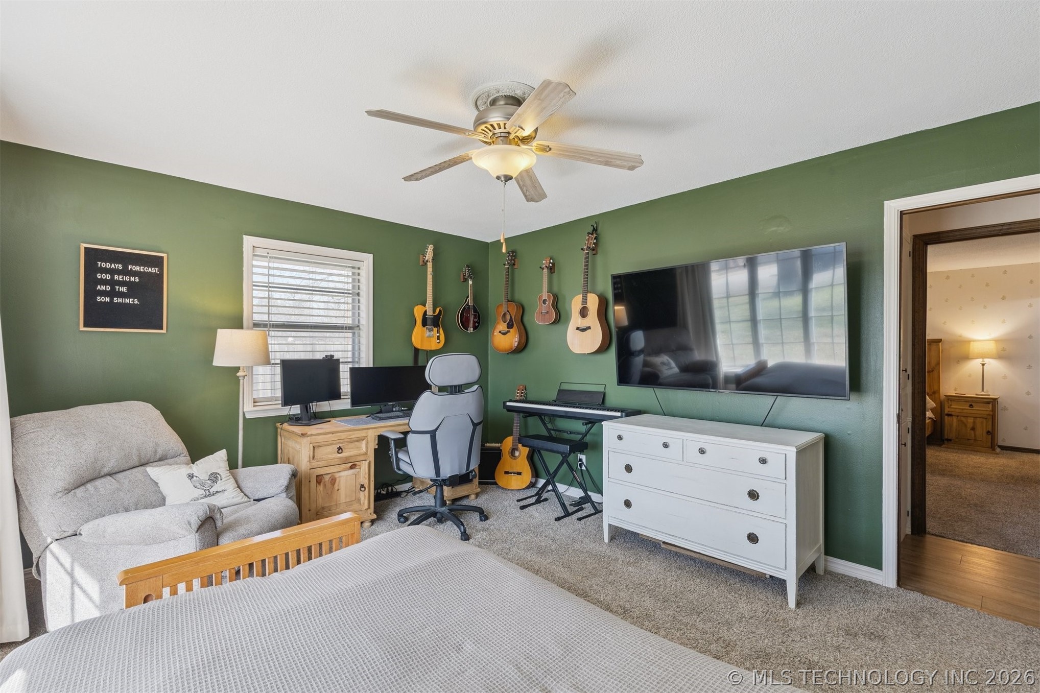 1218 S Highland Avenue Property Photo 29