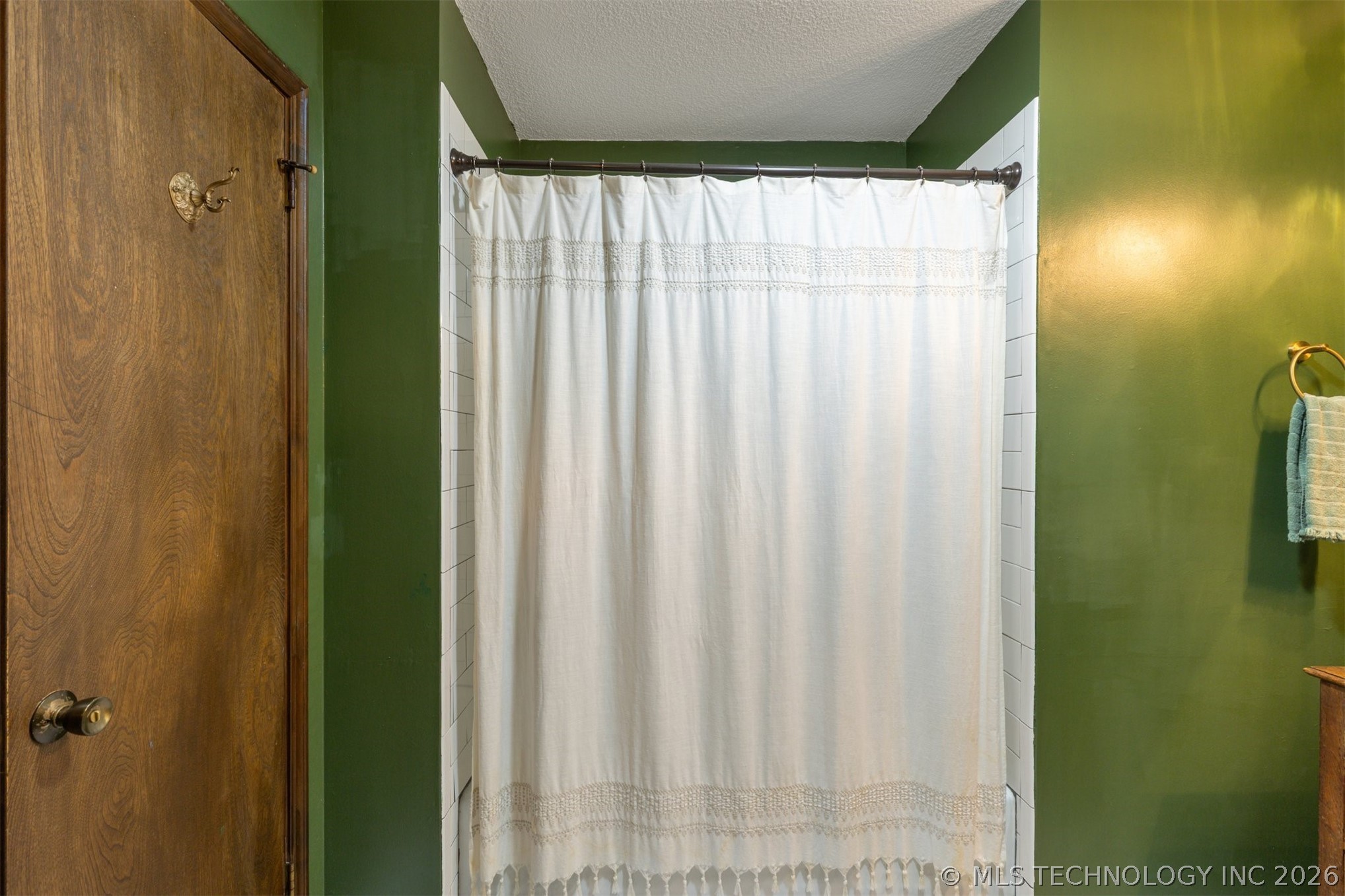 1218 S Highland Avenue Property Photo 35