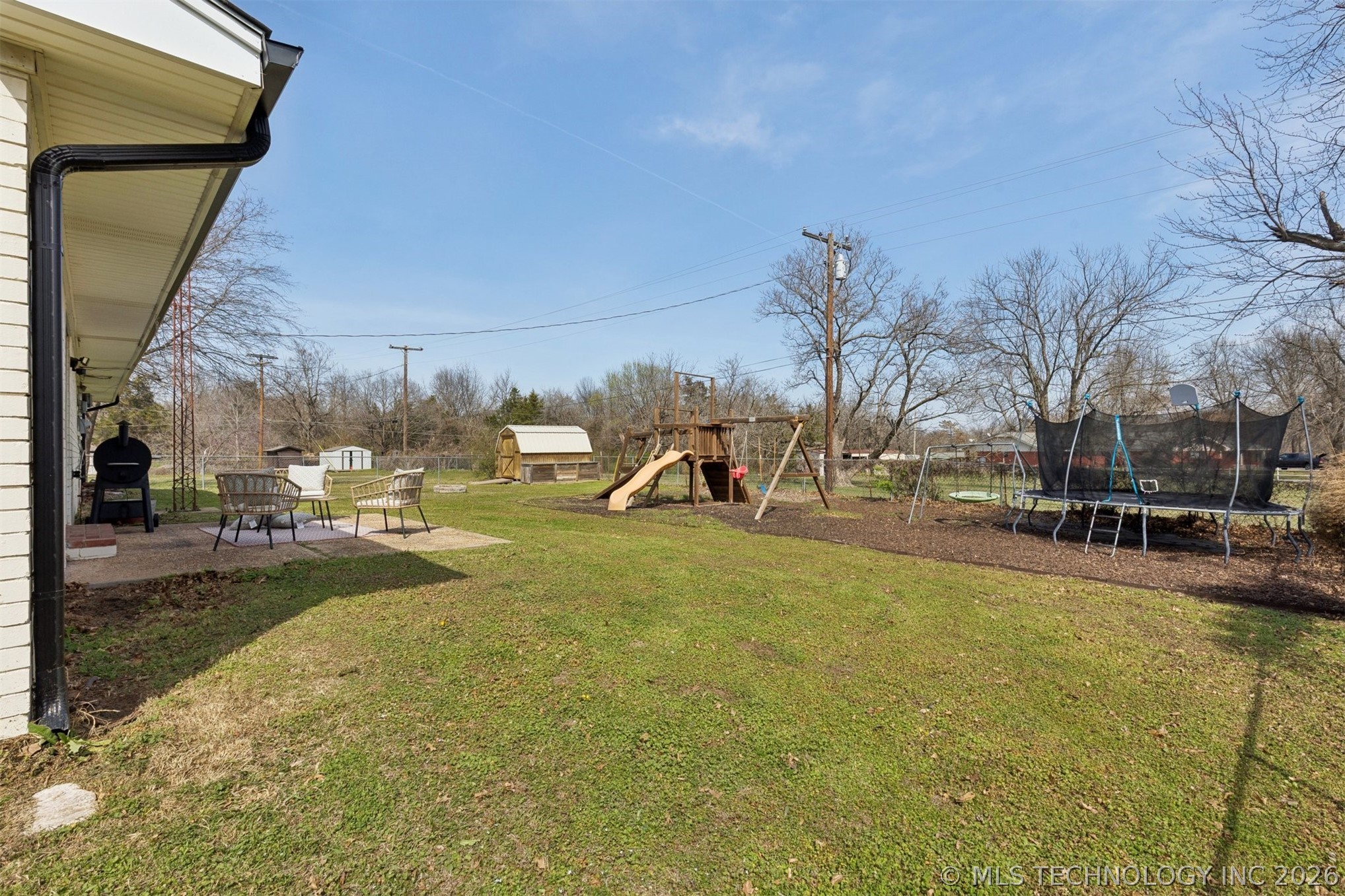 1218 S Highland Avenue Property Photo 40