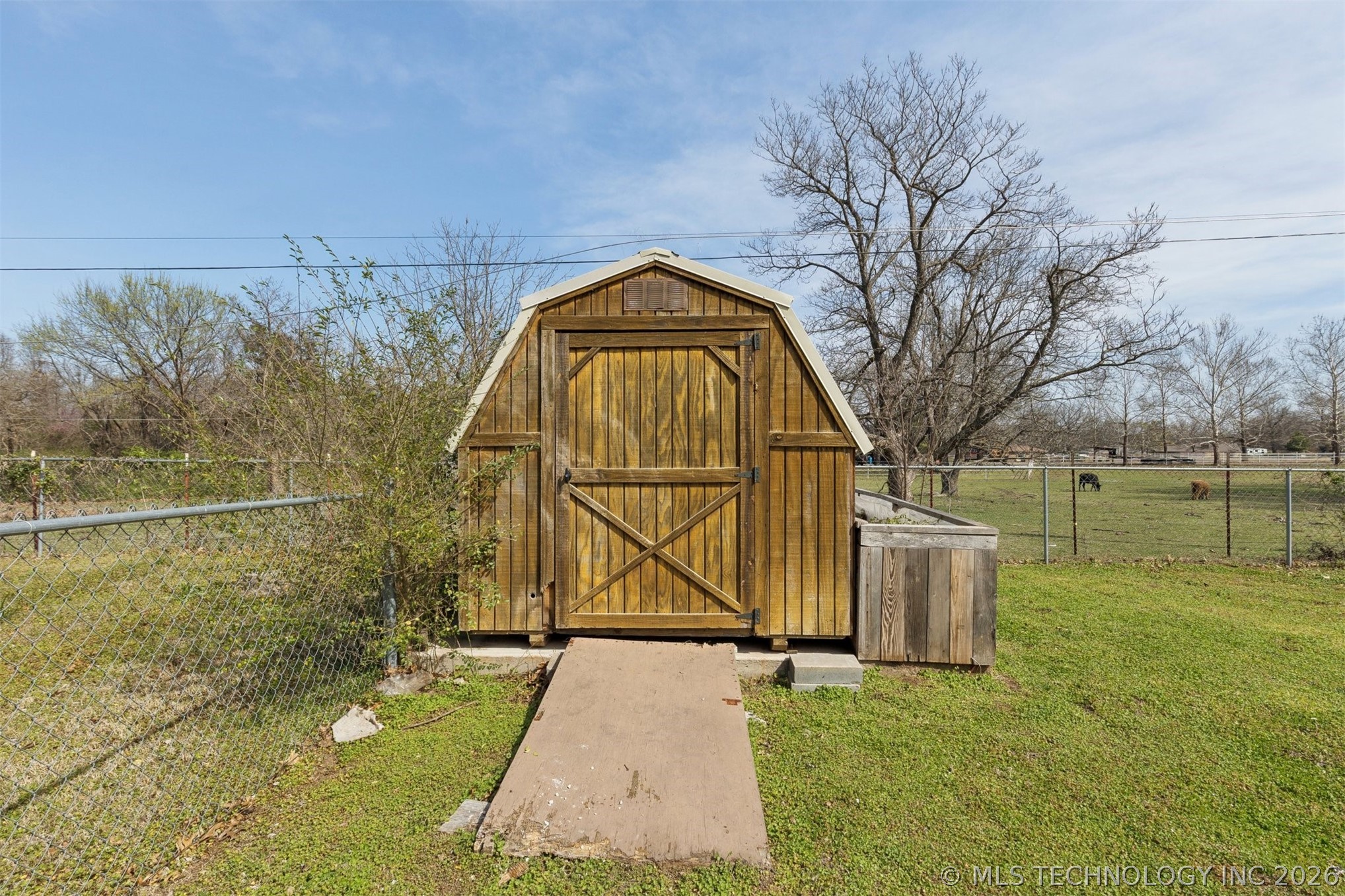 1218 S Highland Avenue Property Photo 41