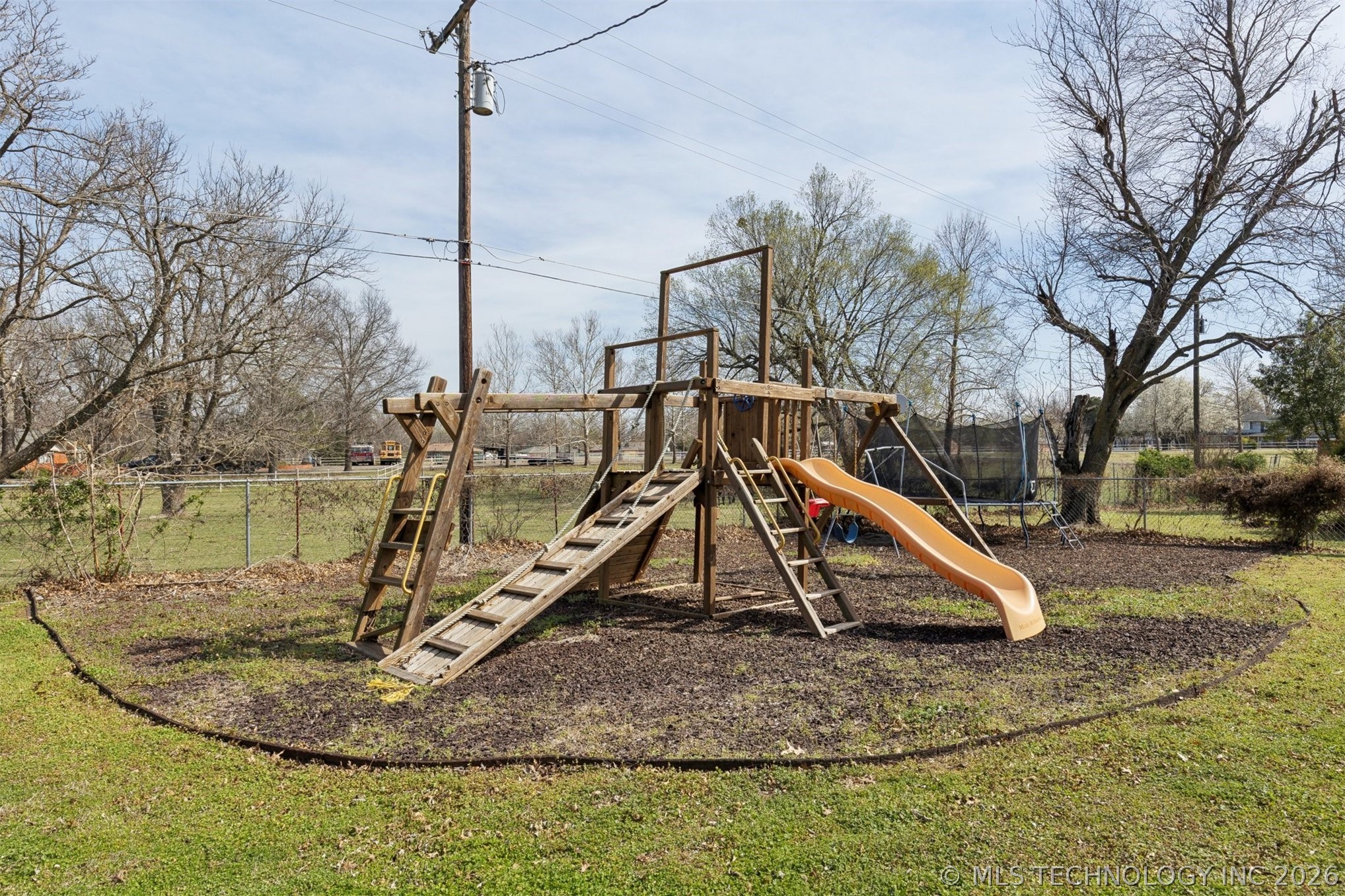 1218 S Highland Avenue Property Photo 43