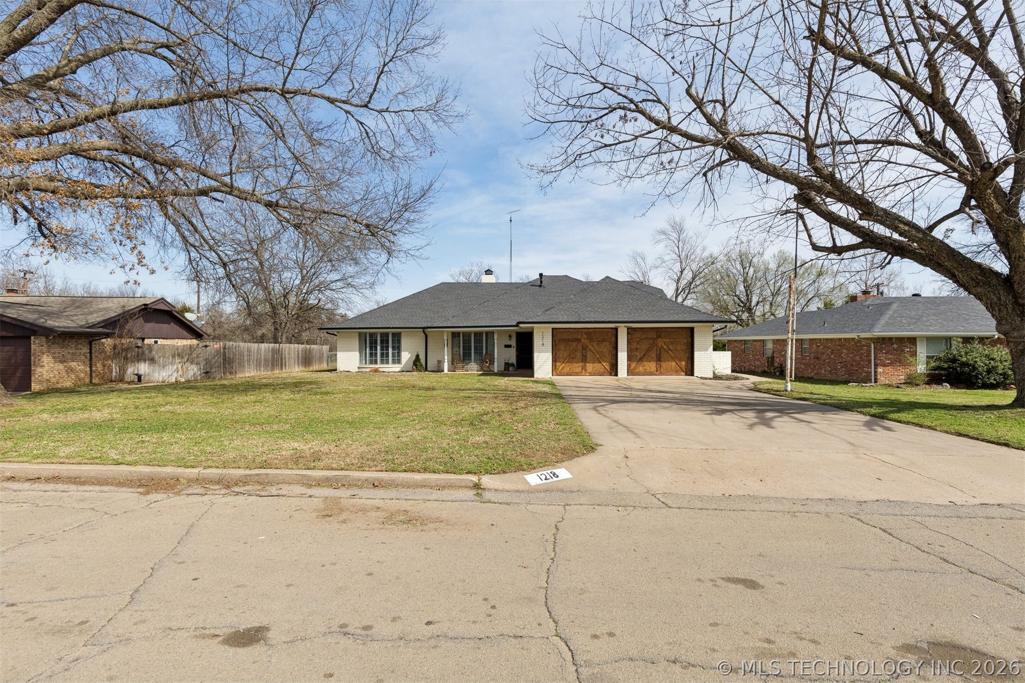 1218 S Highland Avenue Property Photo 45