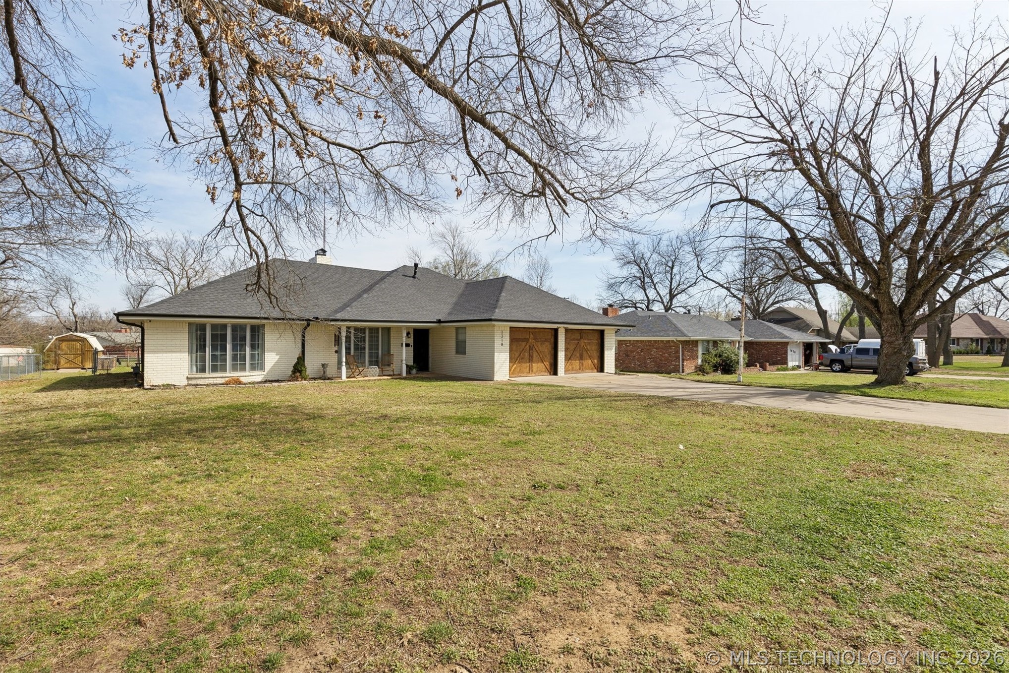 1218 S Highland Avenue Property Photo 46