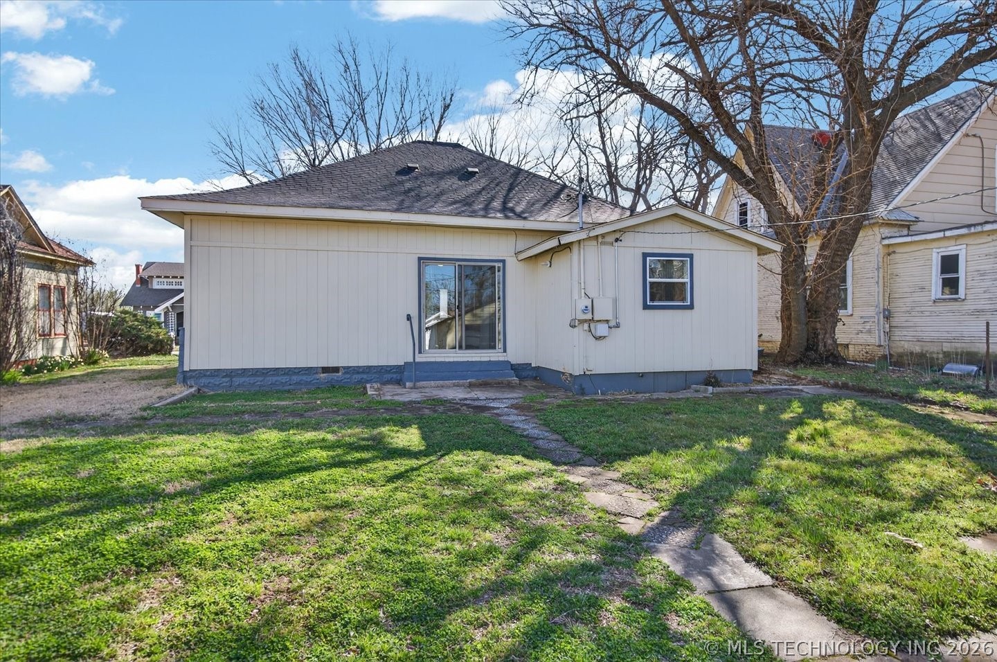315 S Quapaw Property Photo 26