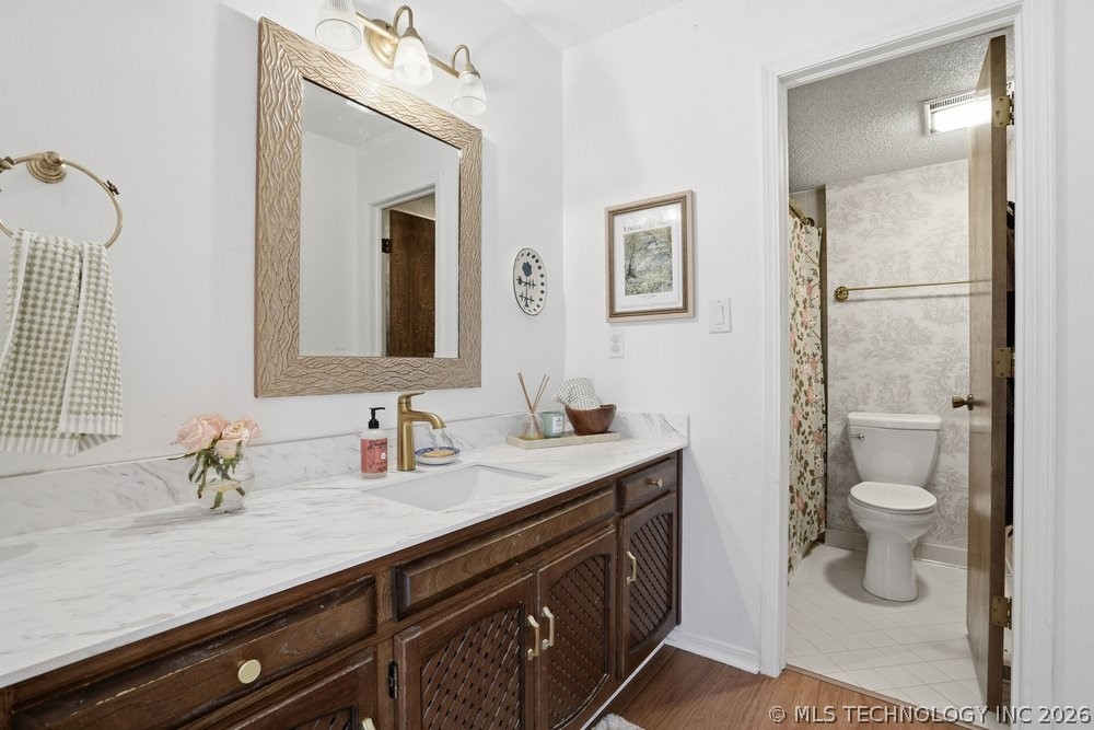 4217 E 84th Place Property Photo 38