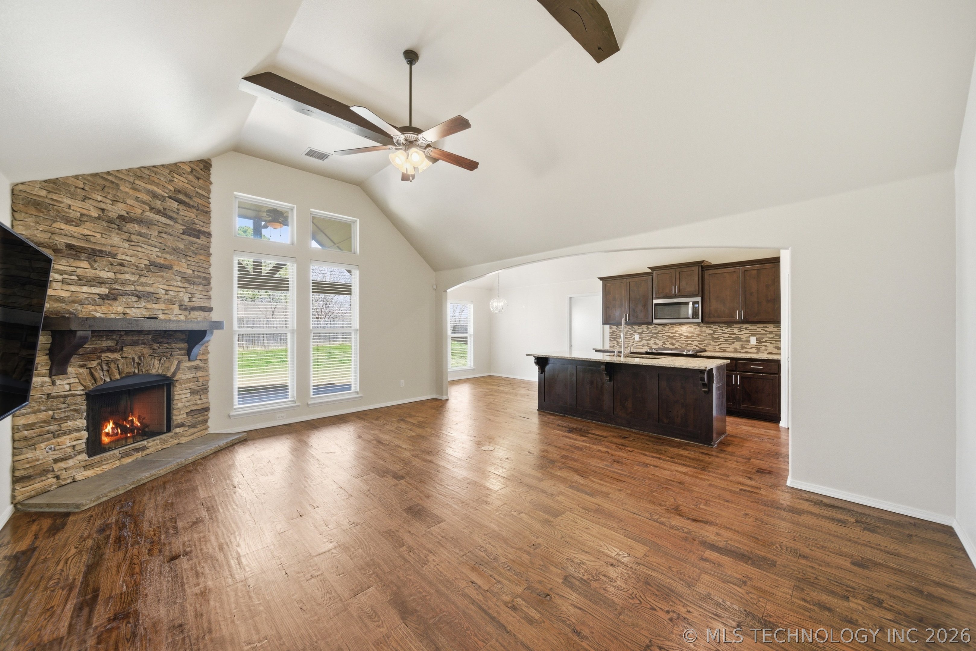 2900 W Mobile Street Property Photo 6