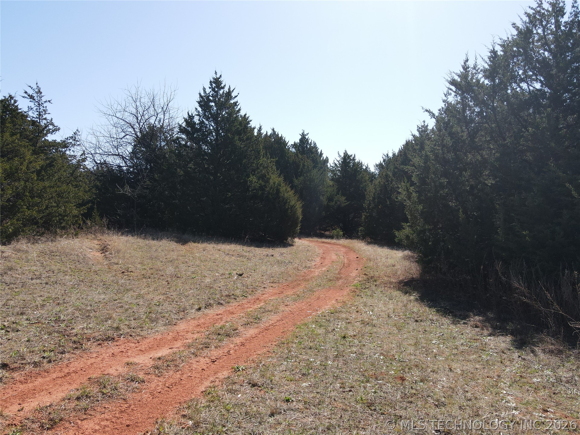 2441 E Rock Creek Road Property Photo 8