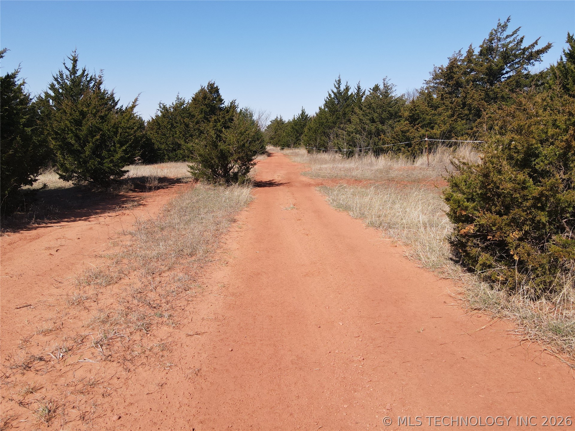 2441 E Rock Creek Road Property Photo 10