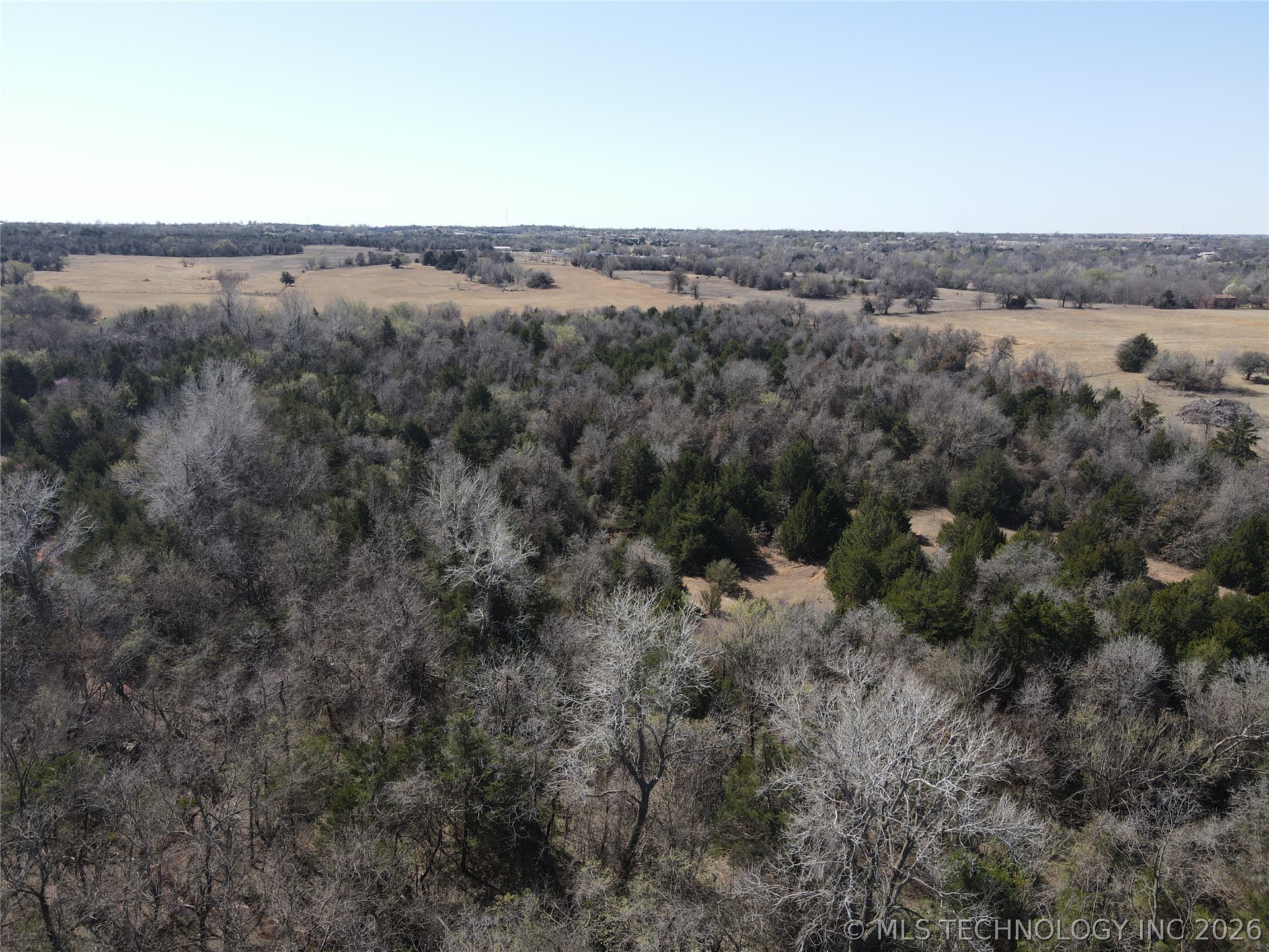 2441 E Rock Creek Road Property Photo 18