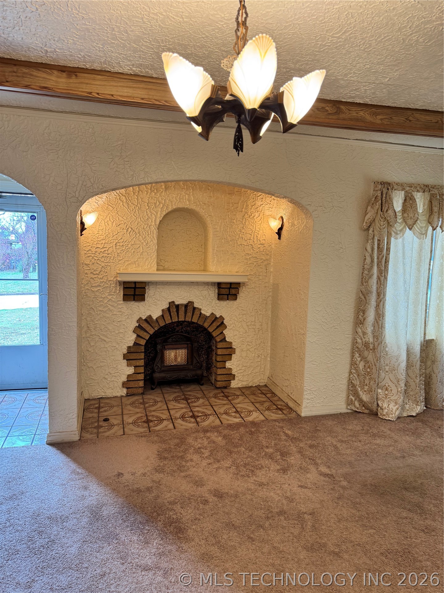 3523 E Admiral Court Property Photo 3
