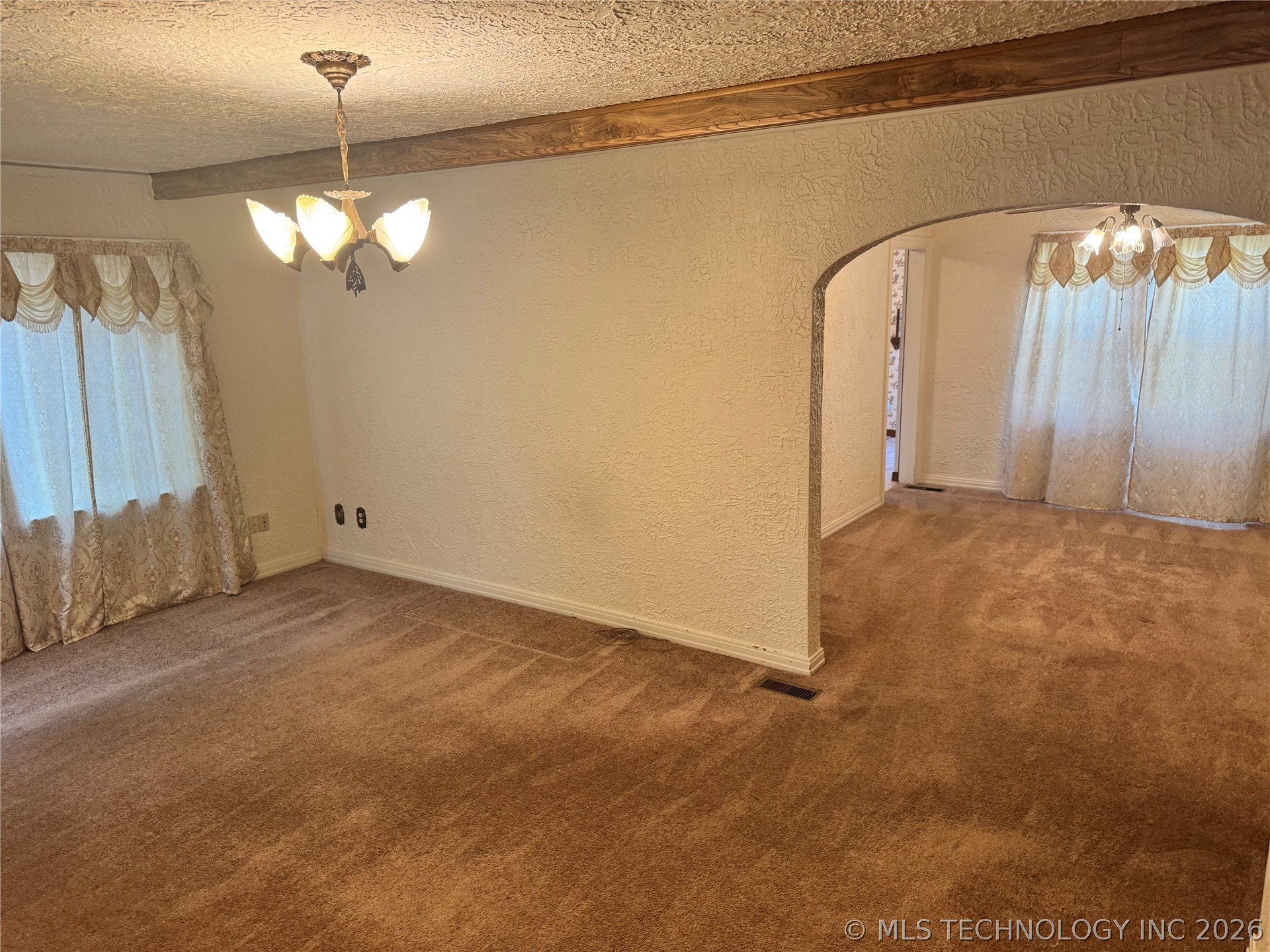 3523 E Admiral Court Property Photo 6