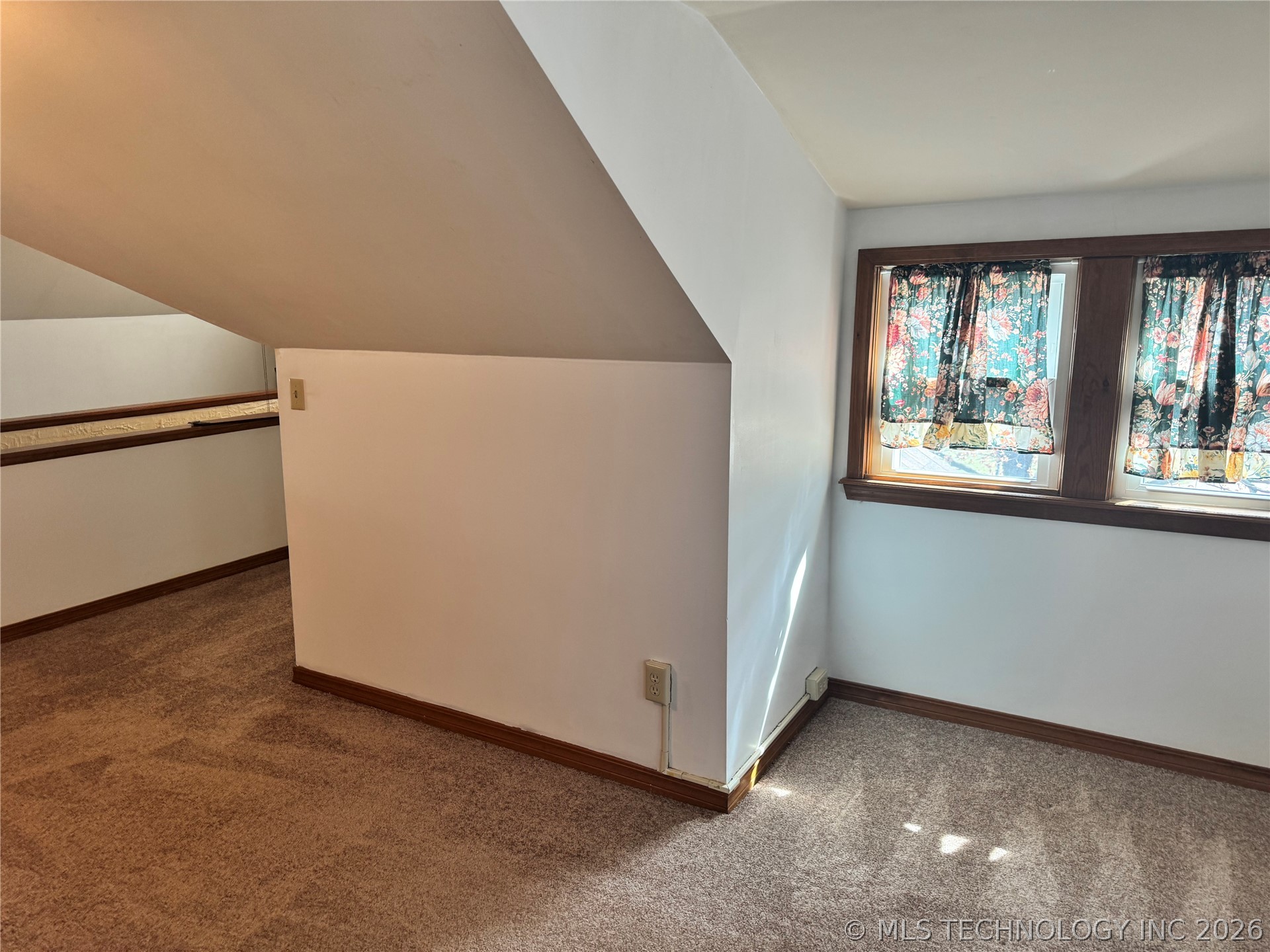 3523 E Admiral Court Property Photo 13