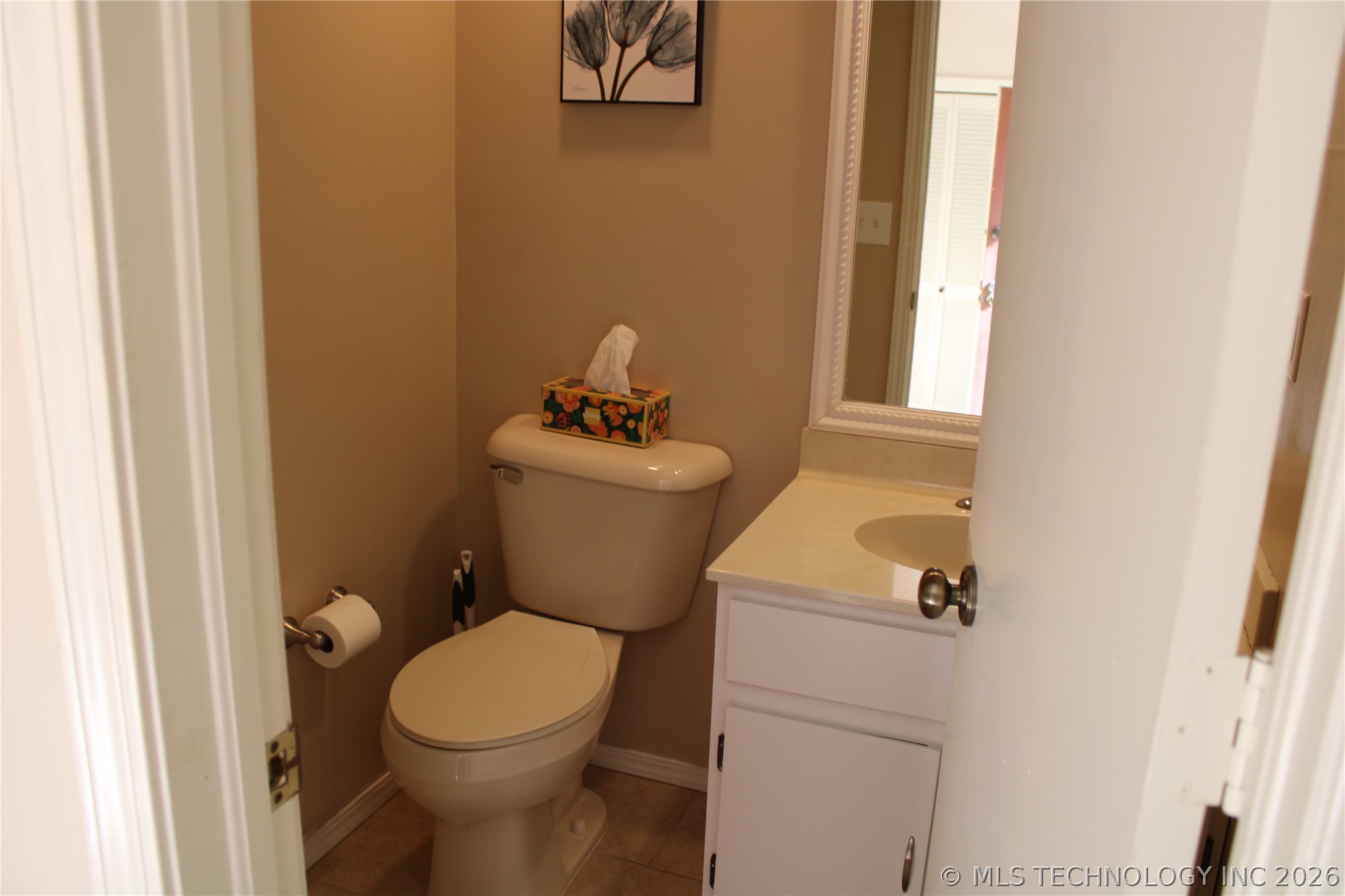 2857 E 84th Street 23 Property Photo 8