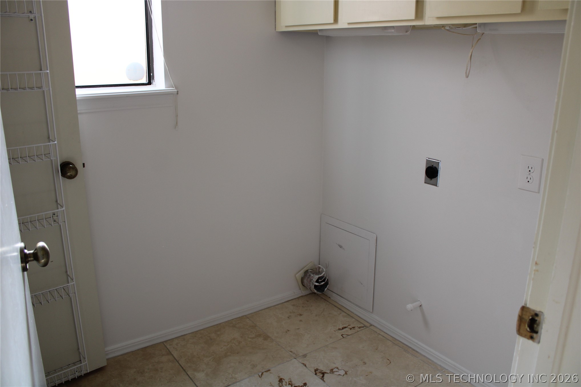 2857 E 84th Street 23 Property Photo 10