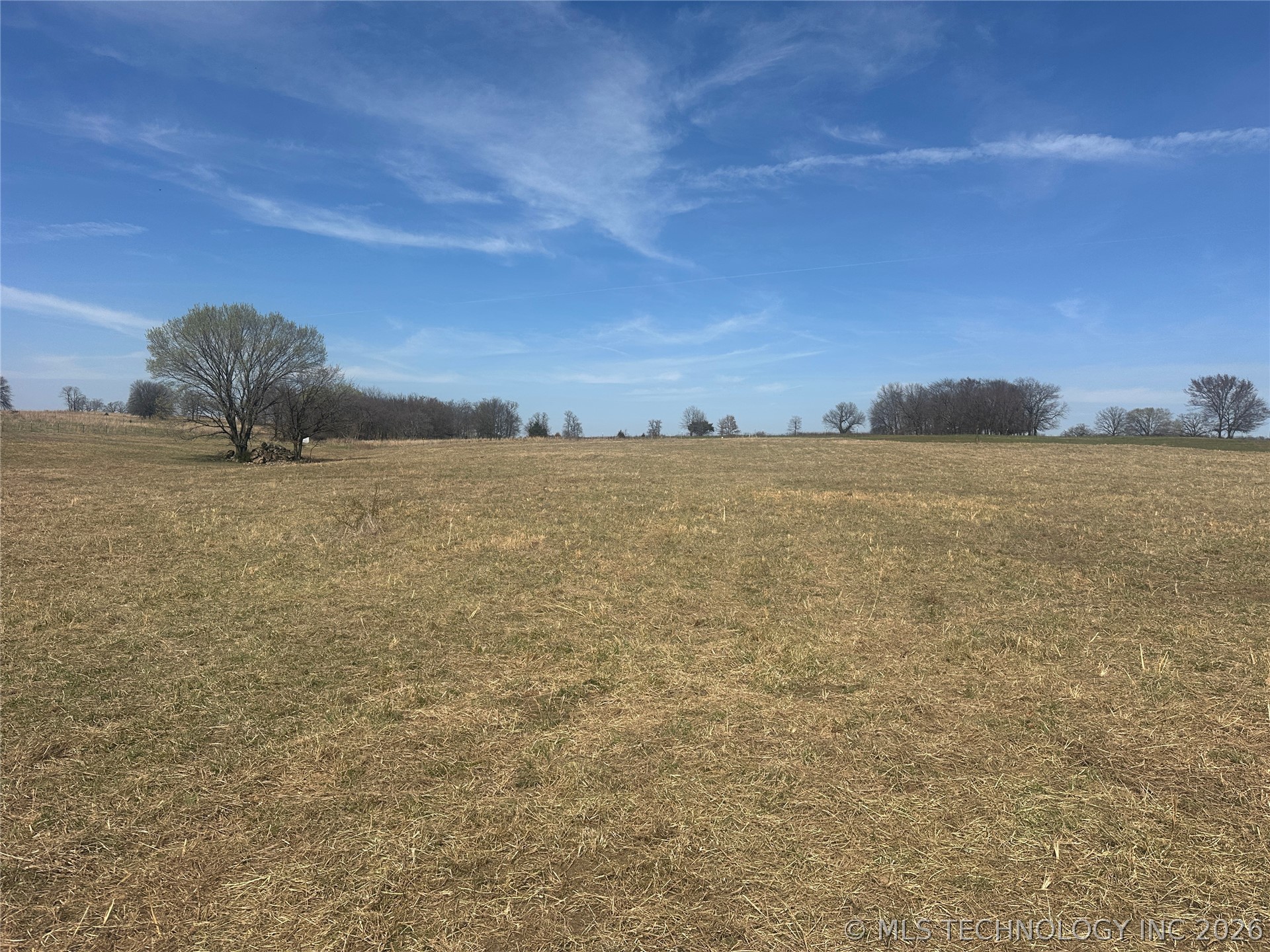15466 W Jones Road Property Photo 1