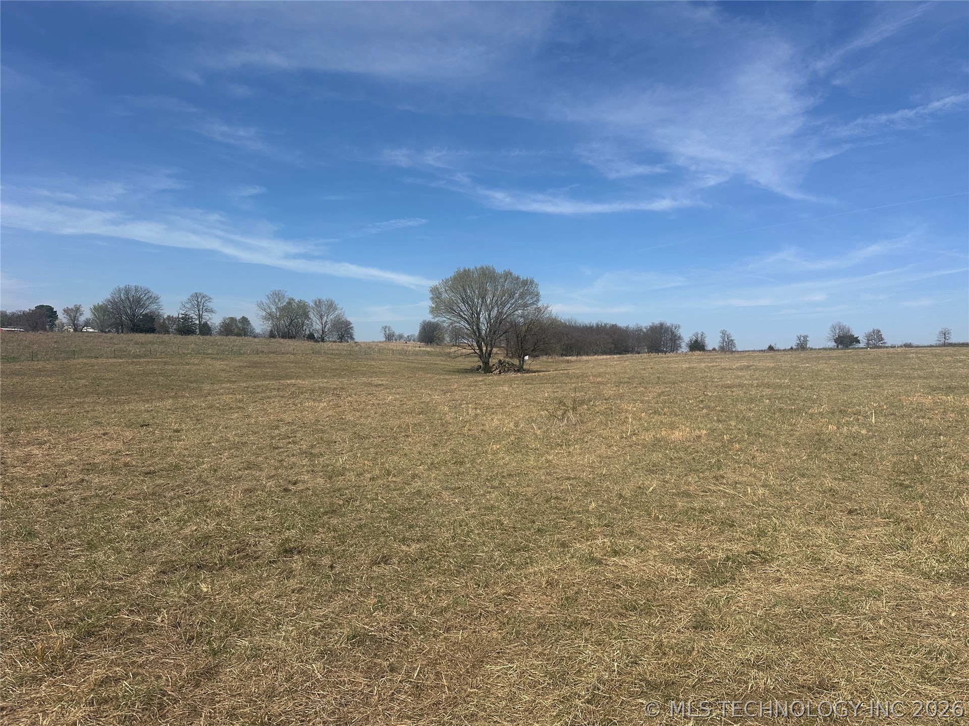 15466 W Jones Road Property Photo 3