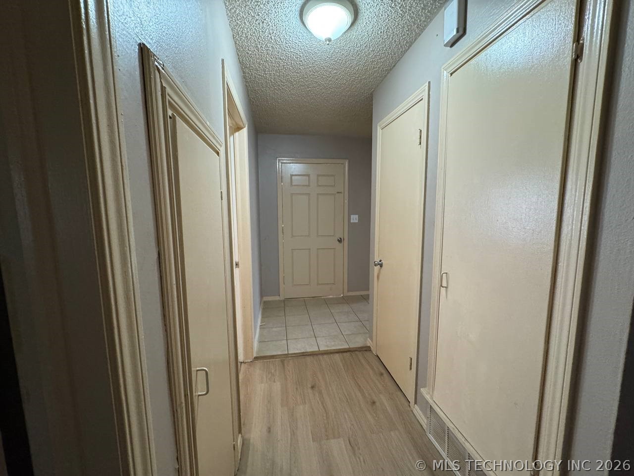 513 Northwest Boulevard Property Photo 14