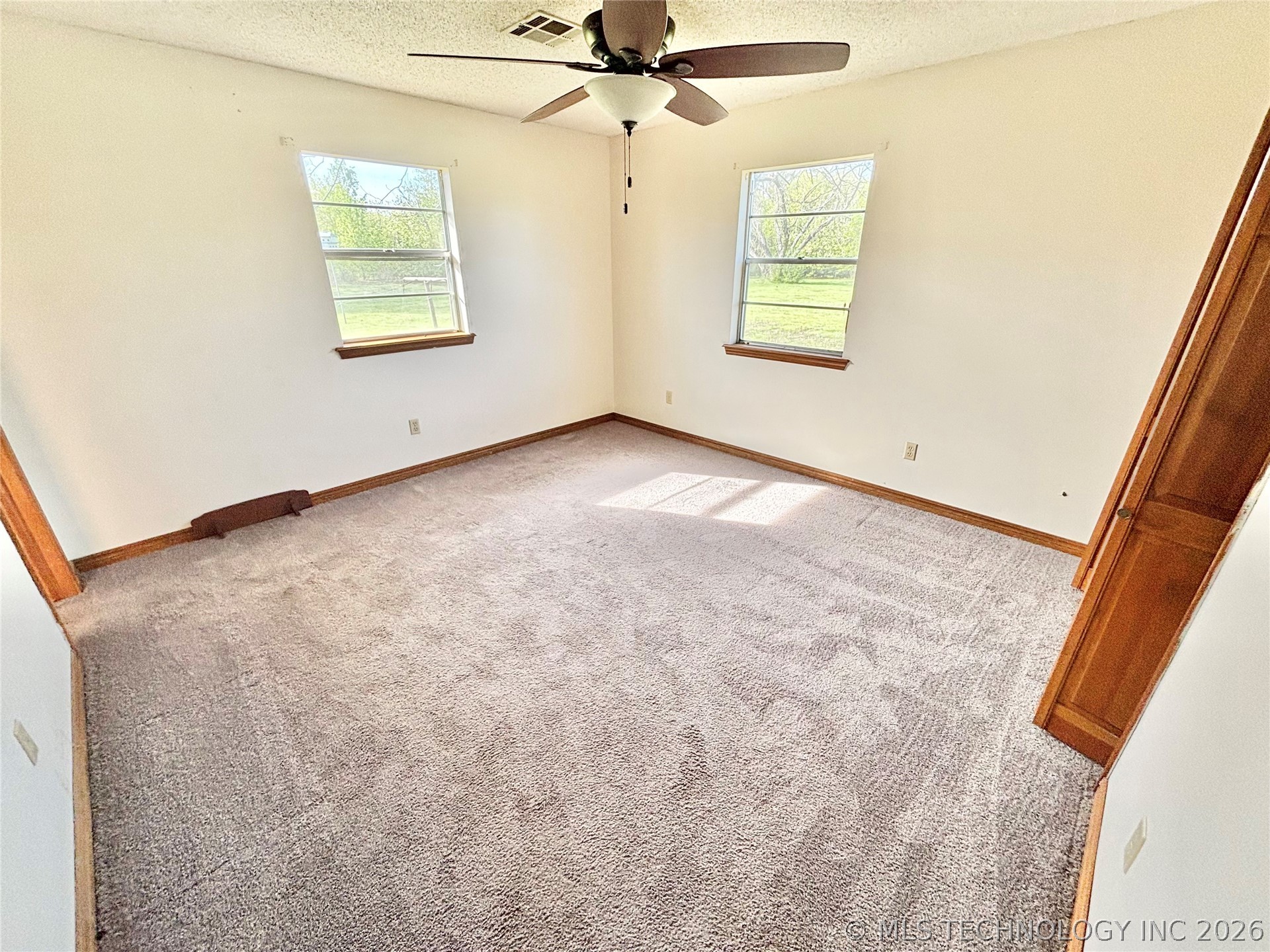 402 S Sockey Lane Property Photo 13