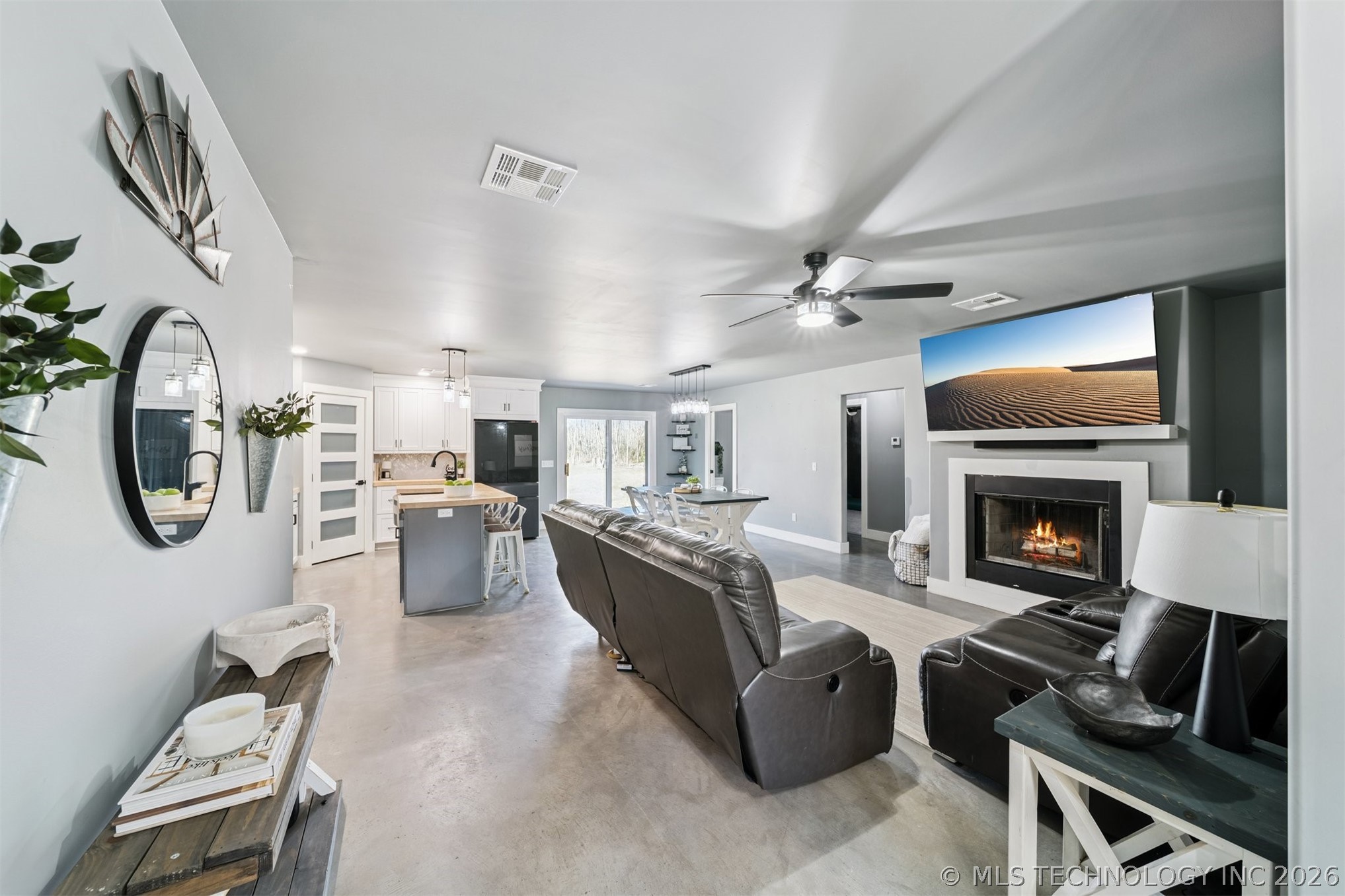 20870 S 4250 Road Property Photo 4