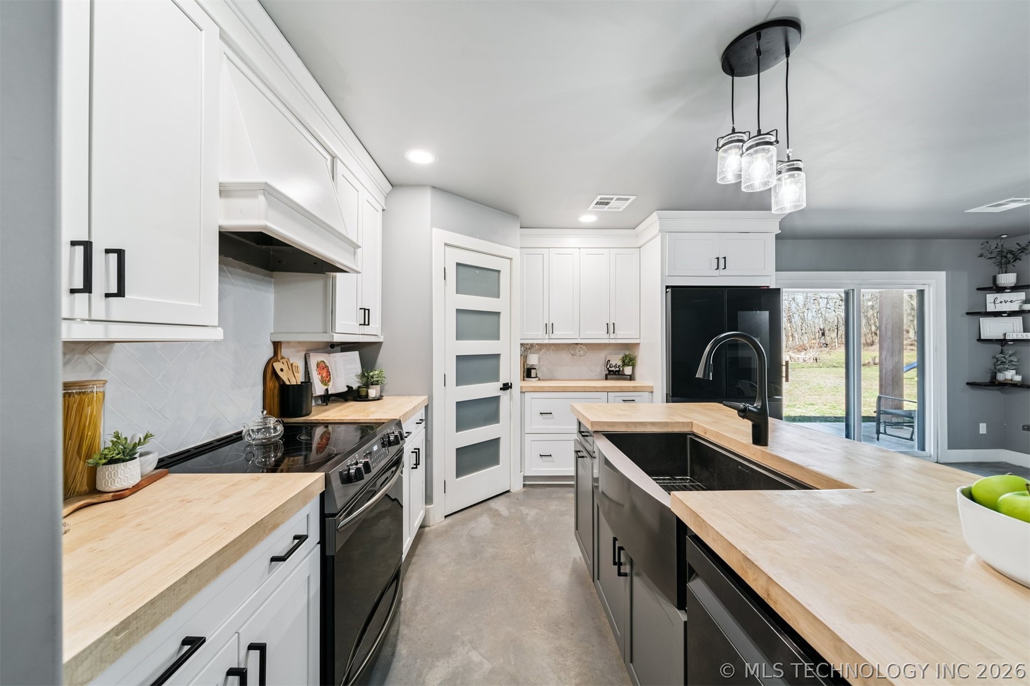 20870 S 4250 Road Property Photo 6